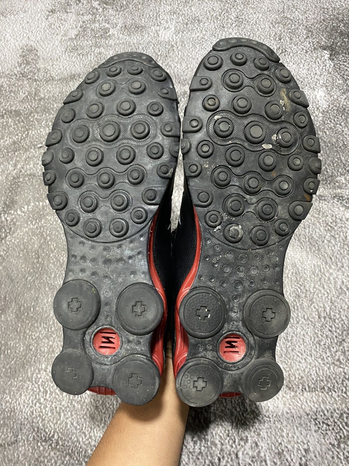 Nike NIKE SHOX NZ Black Flt Silver-Gym Red Size US 11 / EU 44 - 7 Thumbnail