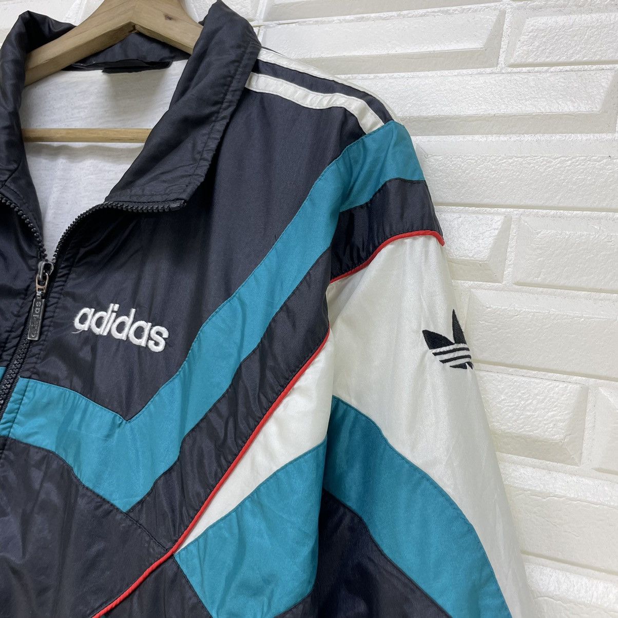 Adidas × Vintage Vintage 90s Adidas Raglan Light Jacket Size US M / EU 48-50 / 2 - 3 Thumbnail