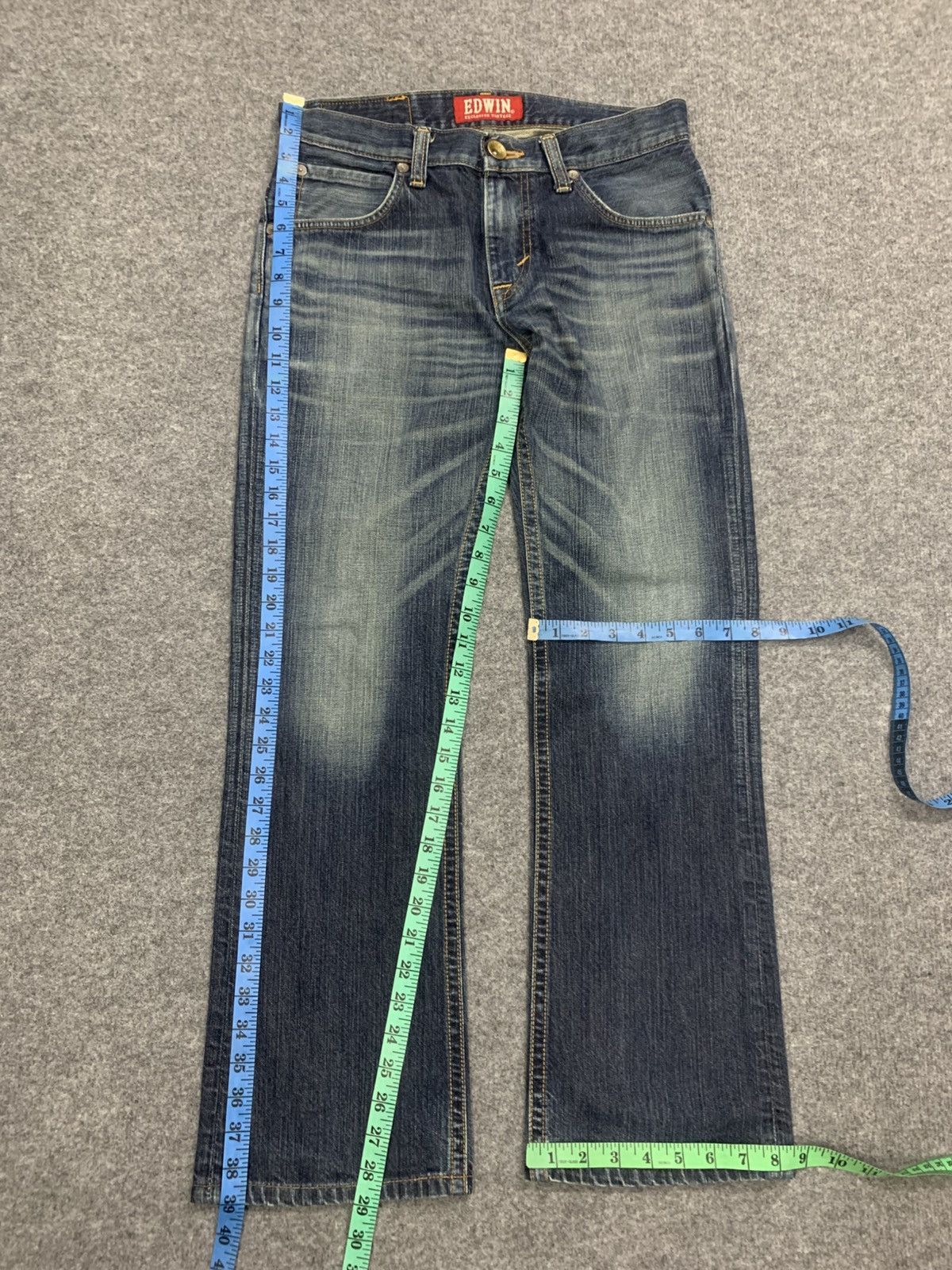 Le Grande Bleu (L.G.B.) FLARE EDWIN XV VINTAGE NICE FADED. Size US 31 - 3 Thumbnail