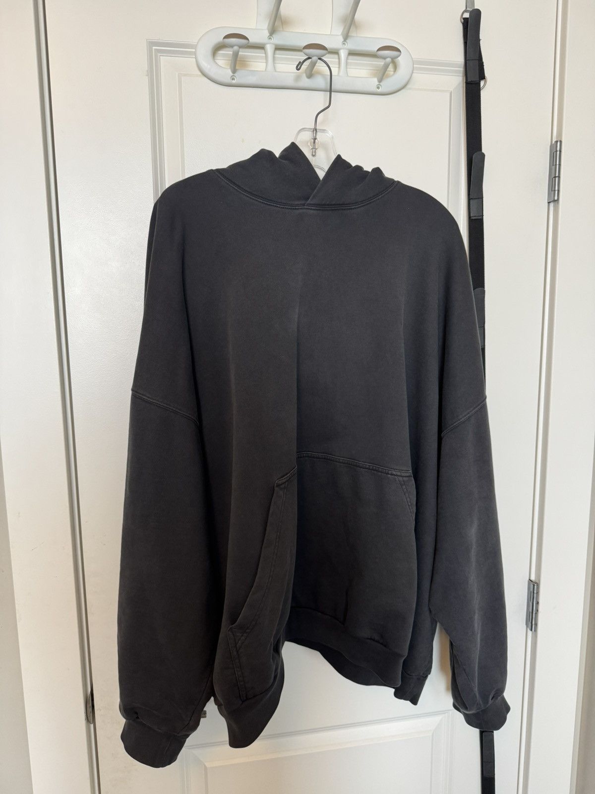 Balenciaga Balenciaga FW22 Sporty B Oversized Washed Pullover Hoodie Size US L / EU 52-54 / 3 - 2 Thumbnail
