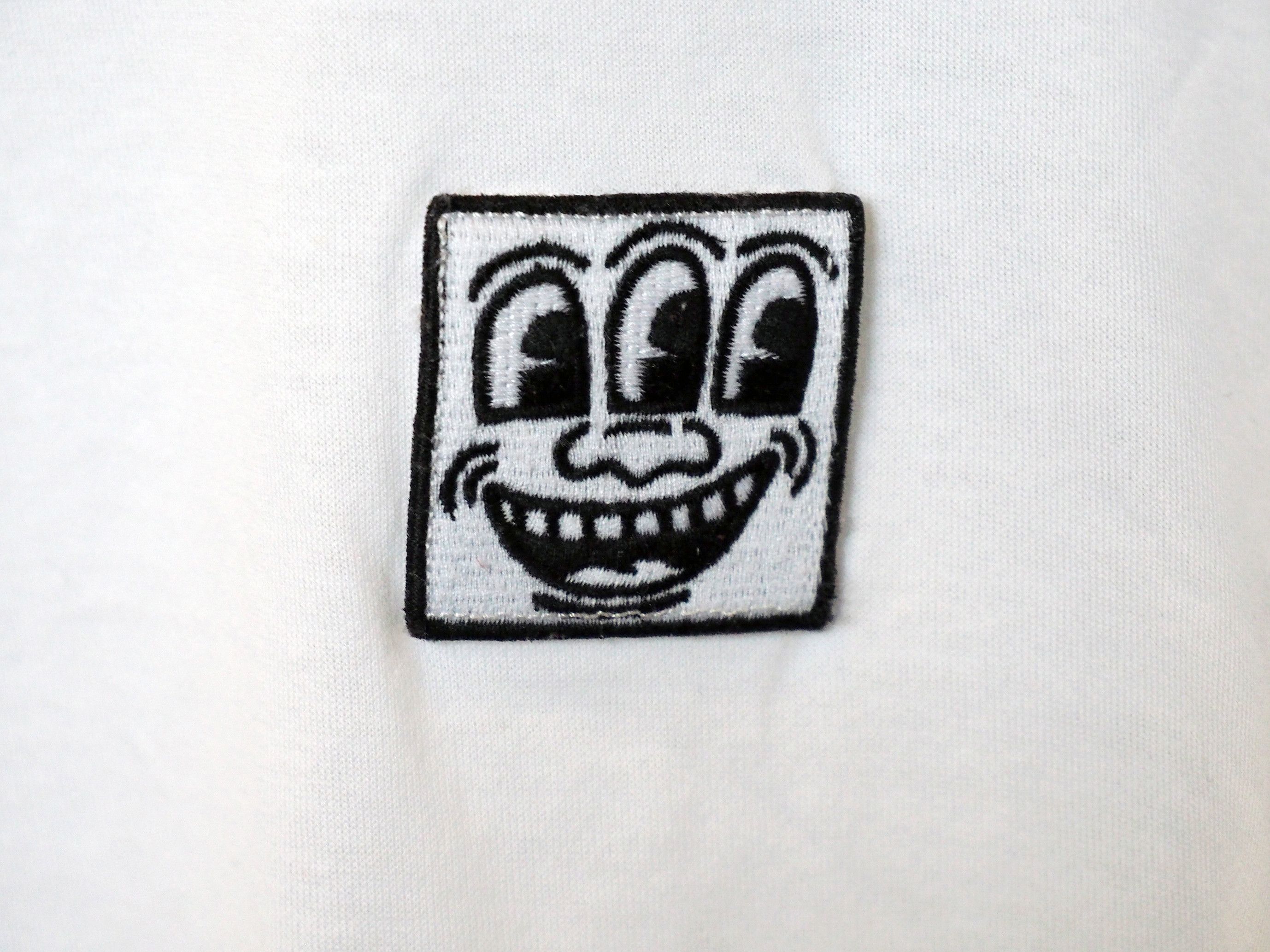 Etudes ÉTUDES x Keith Haring Three Eyed Smiling Face Patch T Shirt Size US L / EU 52-54 / 3 - 2 Thumbnail