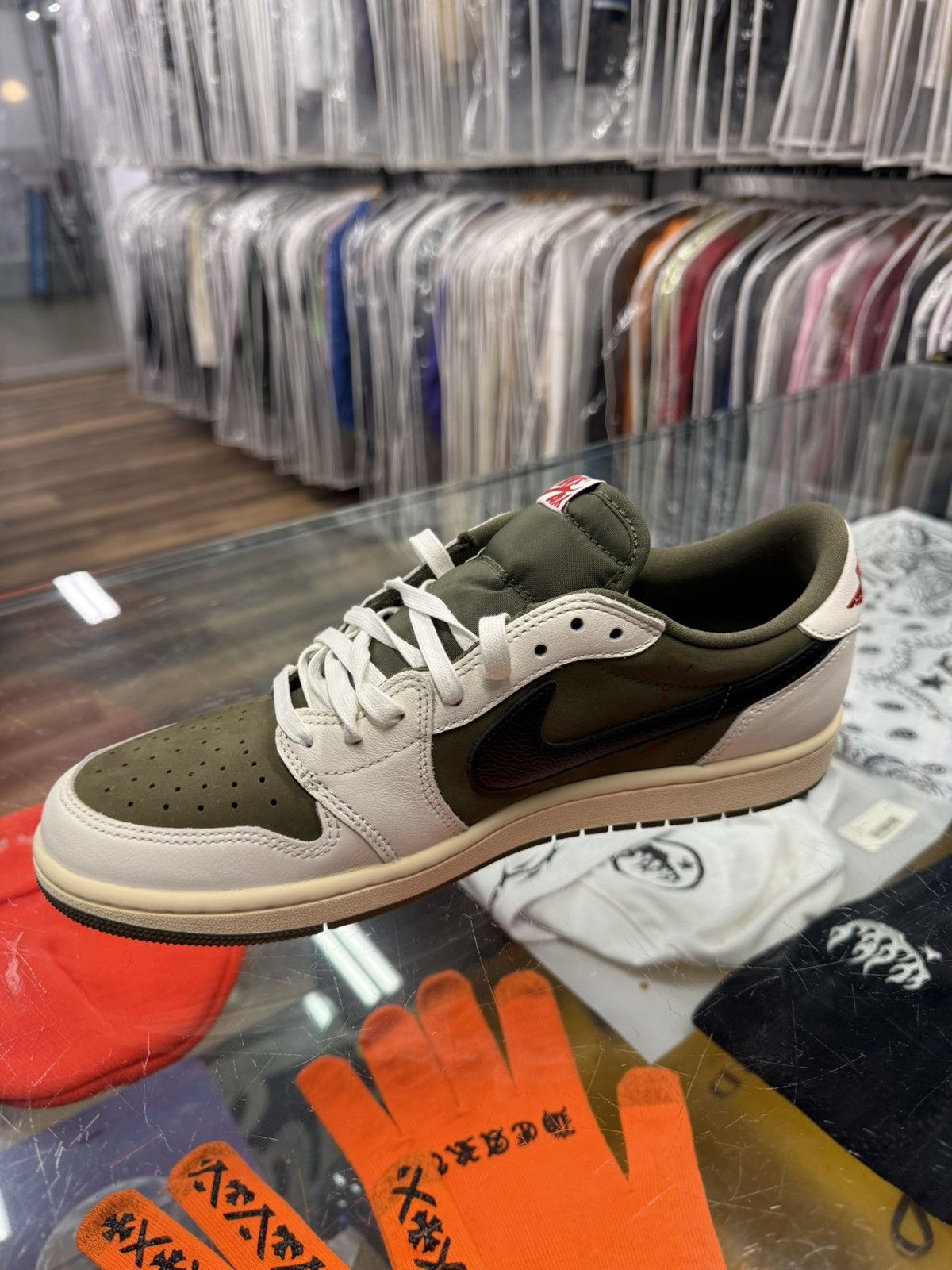 Nike Travis Scott x Air Jordan Low OG SP ‘Medium Olive’ Size US 10 / EU 43 - 2 Thumbnail