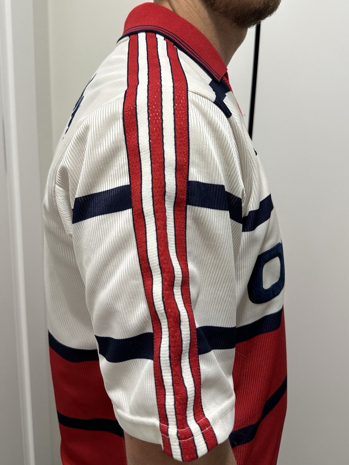 Adidas Vintage Fc Bayern Munich 1998 1999 Away Jersey Mens Soccer Size US S / EU 44-46 / 1 - 8 Thumbnail