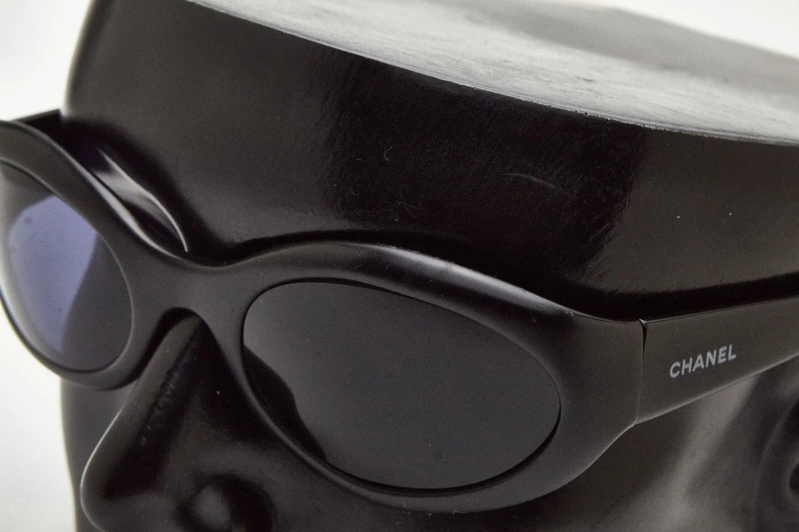 Chanel CHANEL 5017 Bold Rave Eggs chunky sunglass 1990s Size ONE SIZE - 6 Thumbnail