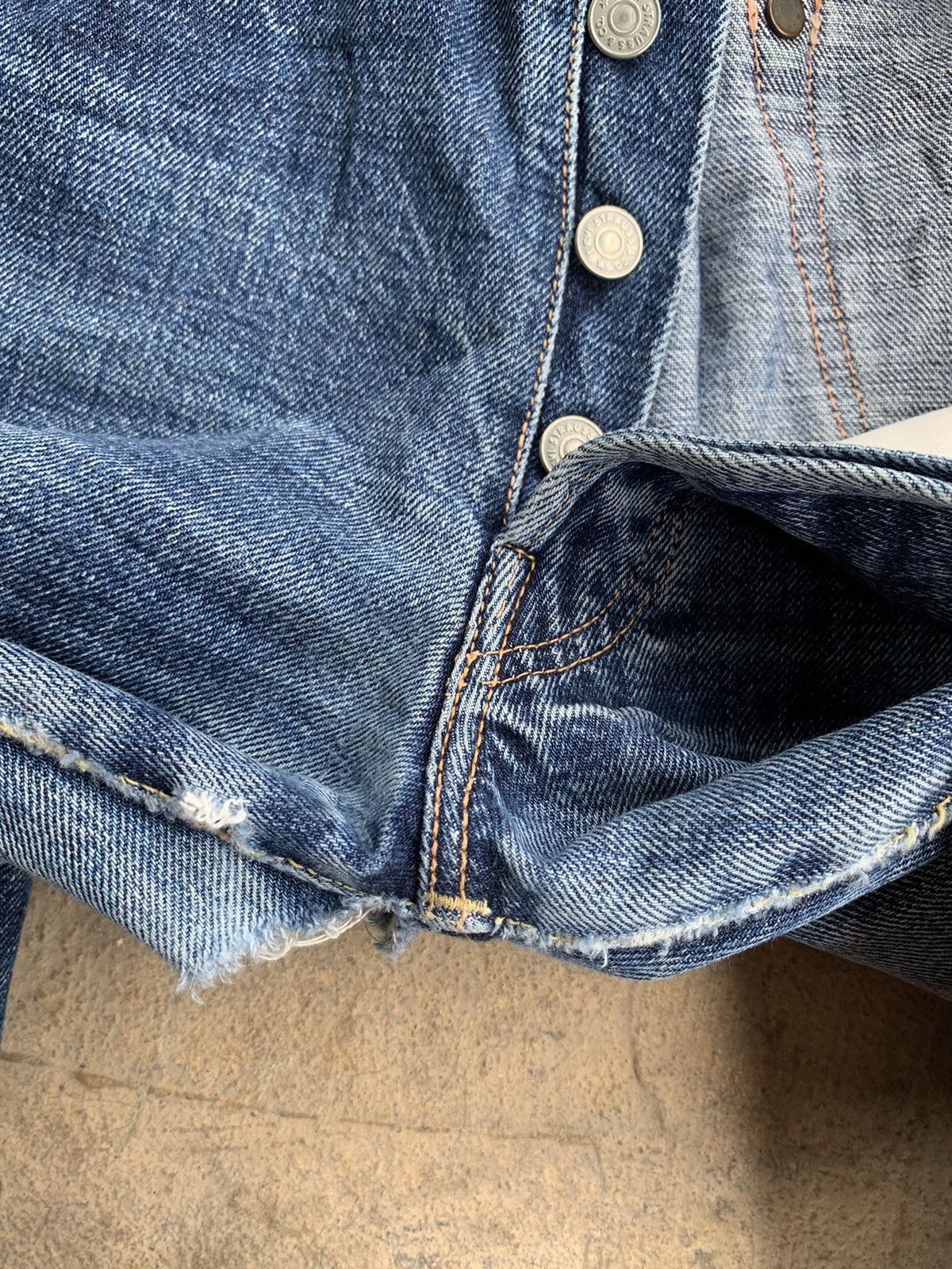 Levi's Vintage Levis Big E 501XX Selvedge Distressed Denim Size US 30 / EU 46 - 14 Thumbnail