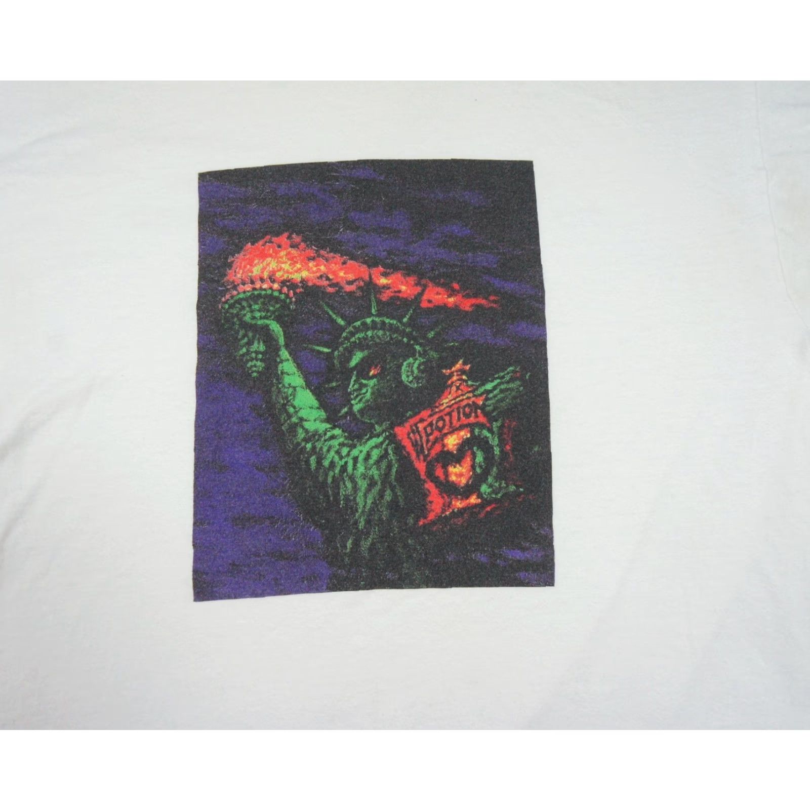 Hanes VINTAGE Hanes Group Shirt T-Shirt Mens XL White Rock Band Tee 2000s Y2K Concert Band Mens White Size US XL / EU 56 / 4 - 2 Thumbnail