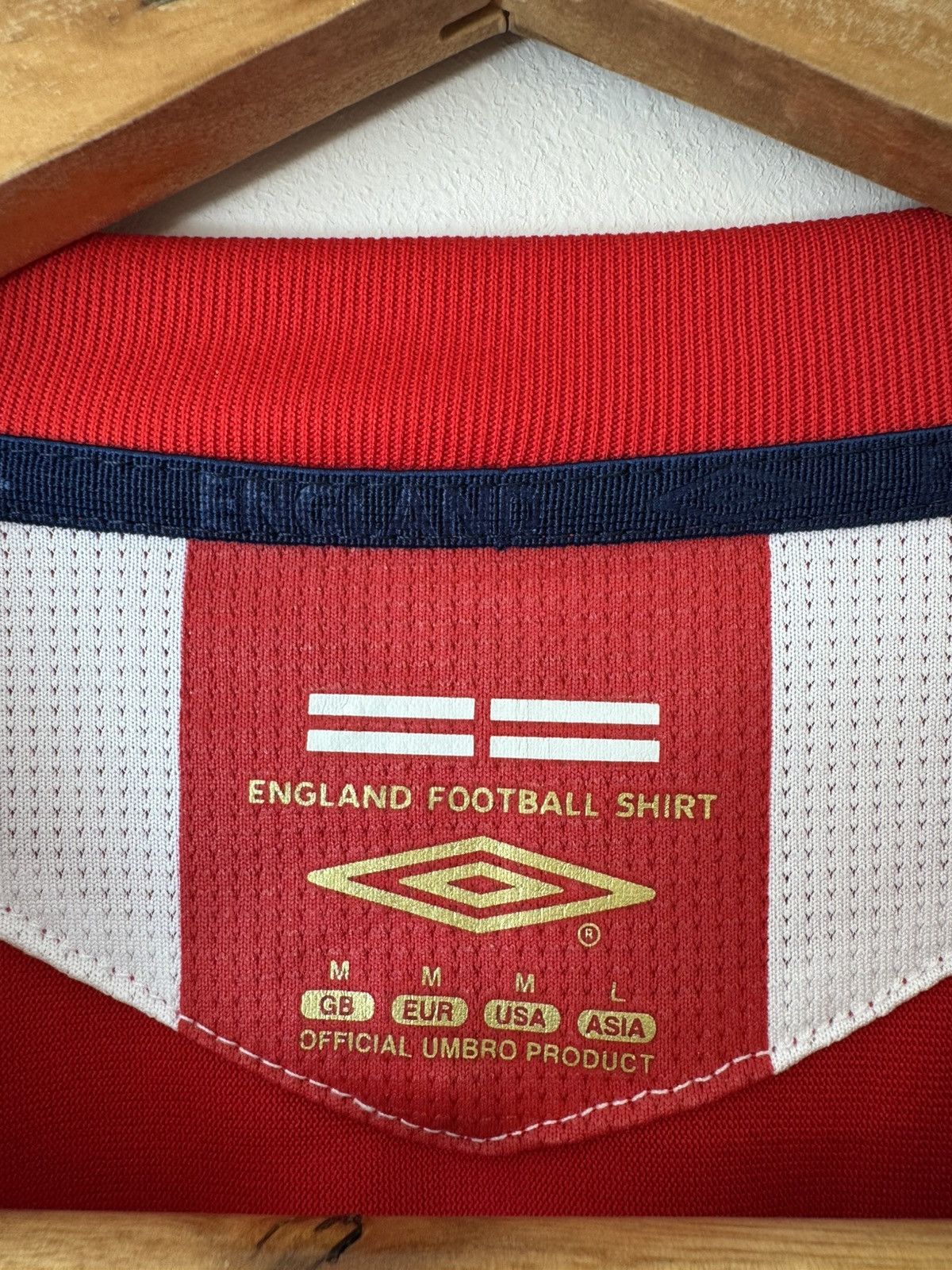 Umbro Vintage England 2006-2007 Away Soccer Jersey Football Shirt Size US M / EU 48-50 / 2 - 11 Thumbnail