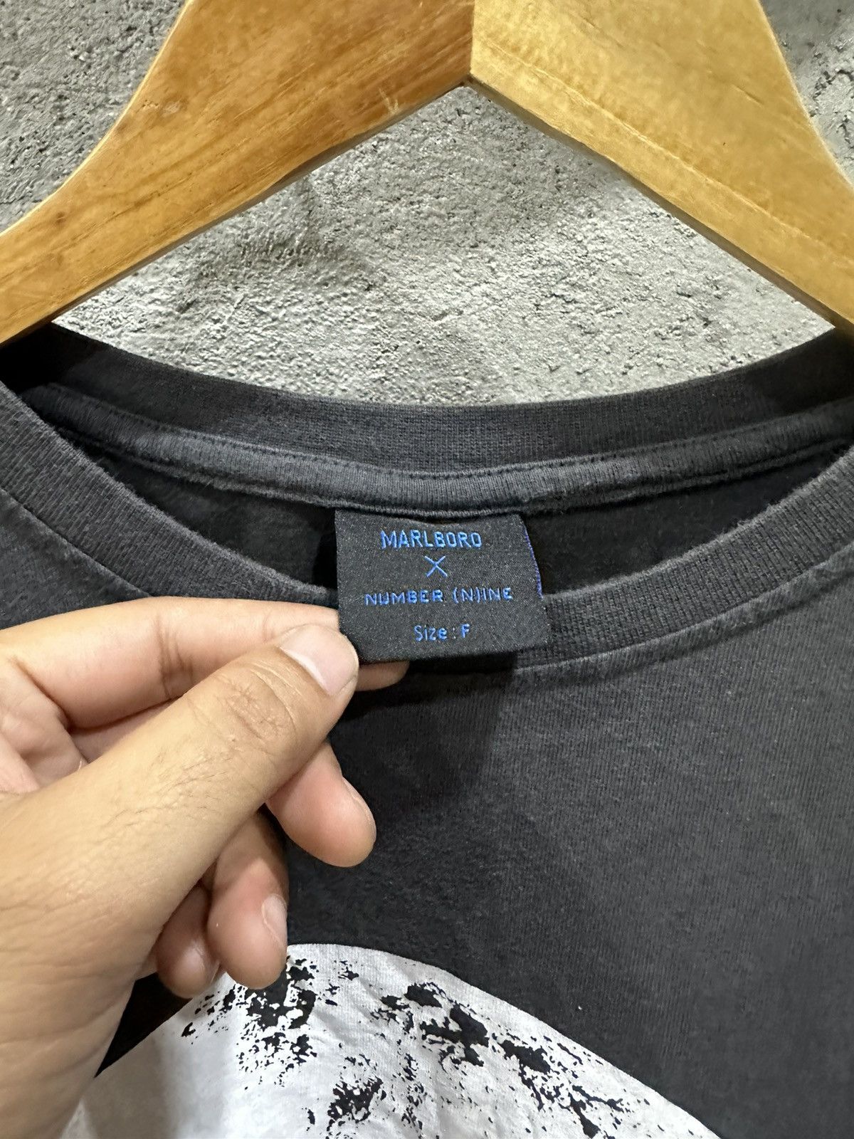 Number (N)ine Rare Number Nine x Marlboro Orbs Logo Size US M / EU 48-50 / 2 - 3 Thumbnail