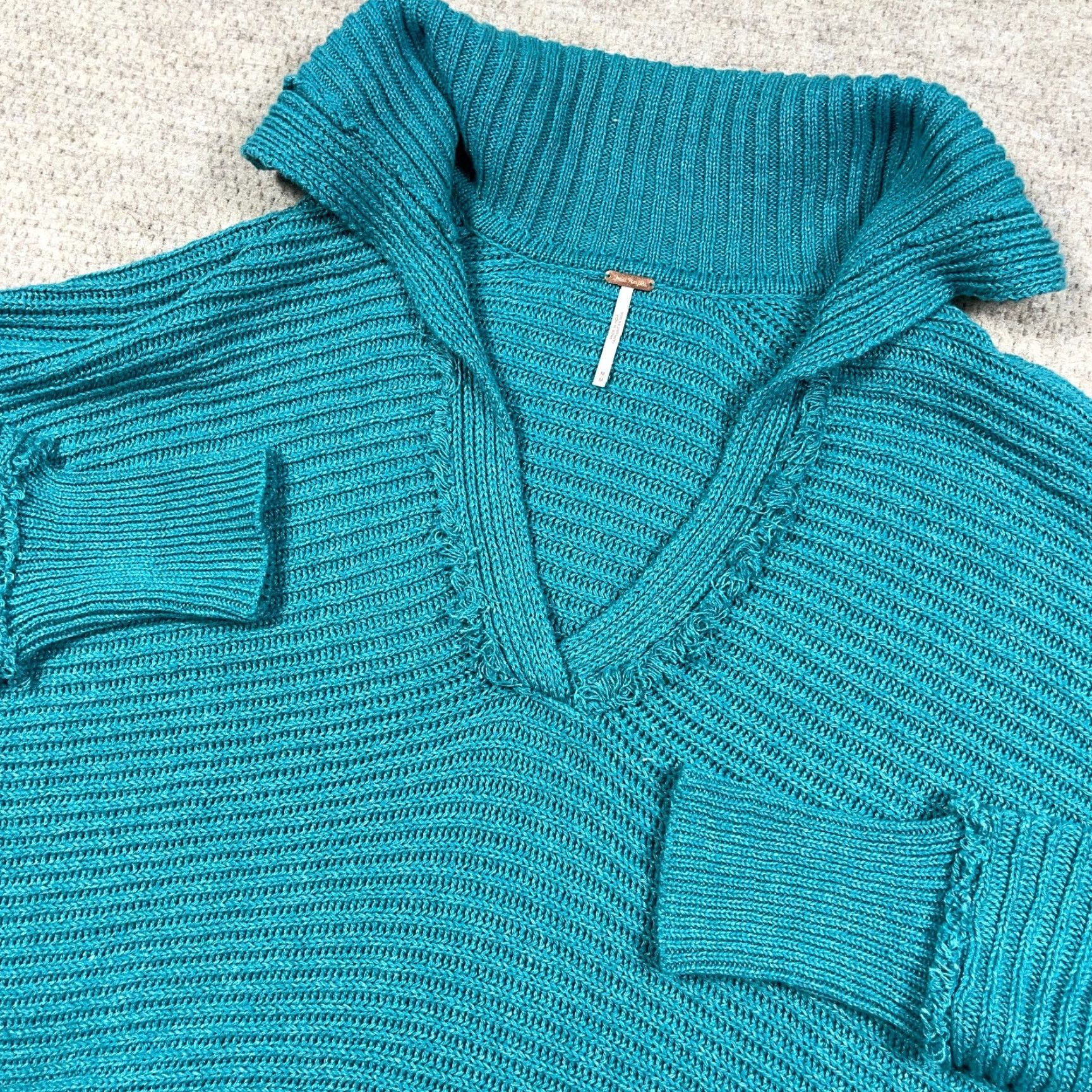Free People VINTAGE Free People Marlie Sweater Shirt Women M Teal Slouchy Knit Drop Shoulder Collared Oversized Fringe 90s Bohemian Retro University Casual Size M / US 6-8 / IT 42-44 - 3 Thumbnail