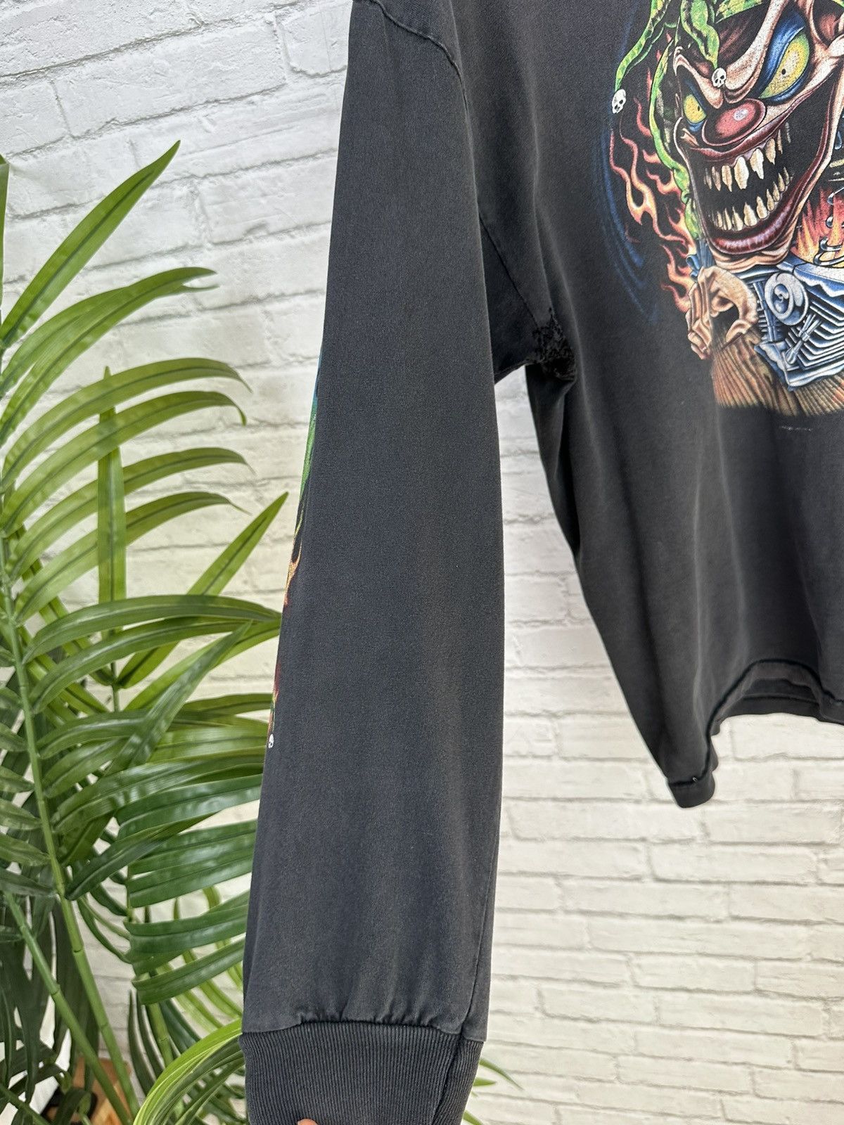 Vintage (L) THRASHED DEMENTED CLOWN Faded Vintage Longsleeve Tee Size US L / EU 52-54 / 3 - 12 Thumbnail