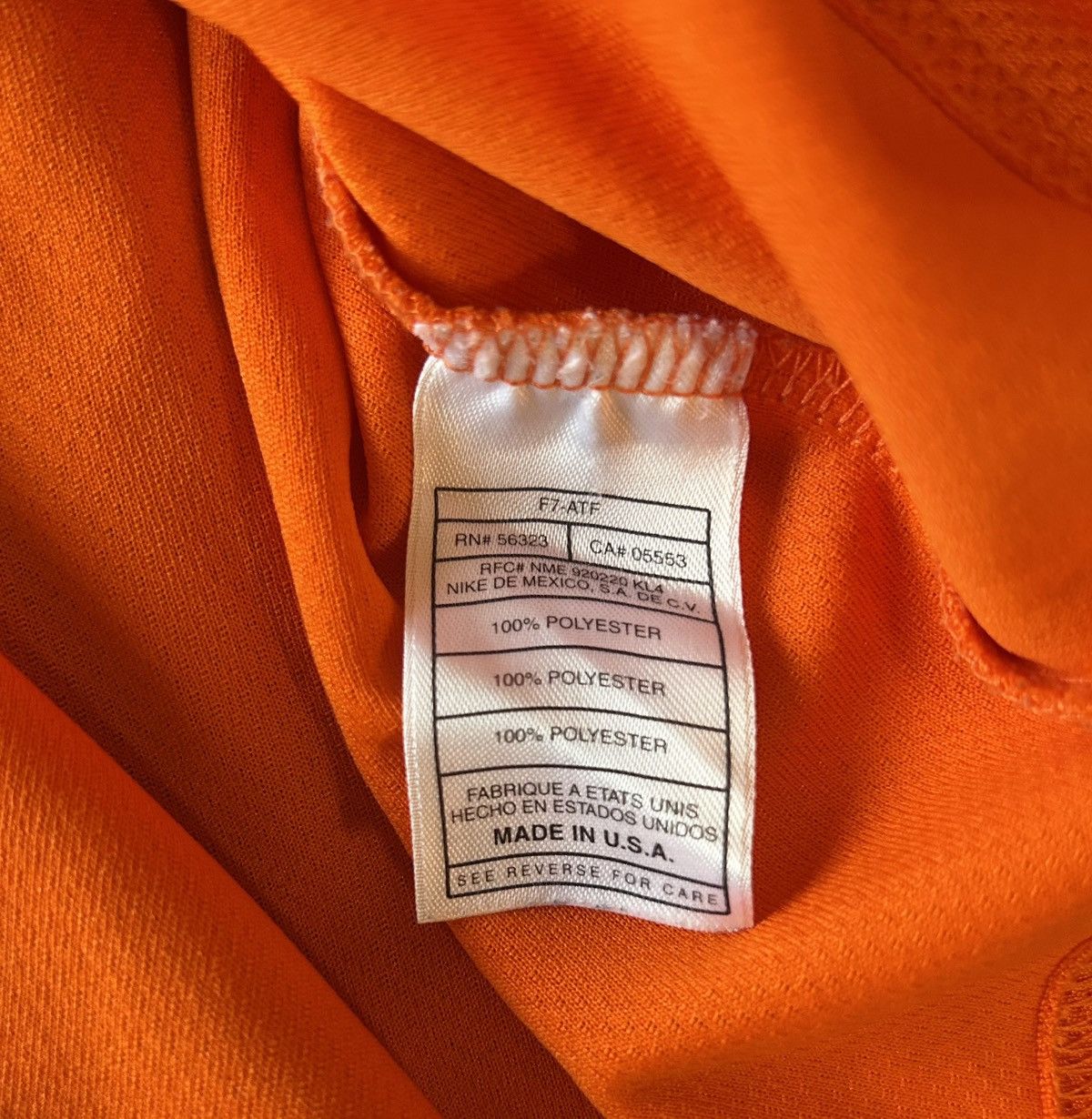 Nike Vintage Nike Shirt Orange Black Swoosh Athletic USA 90s Size US M / EU 48-50 / 2 - 9 Thumbnail