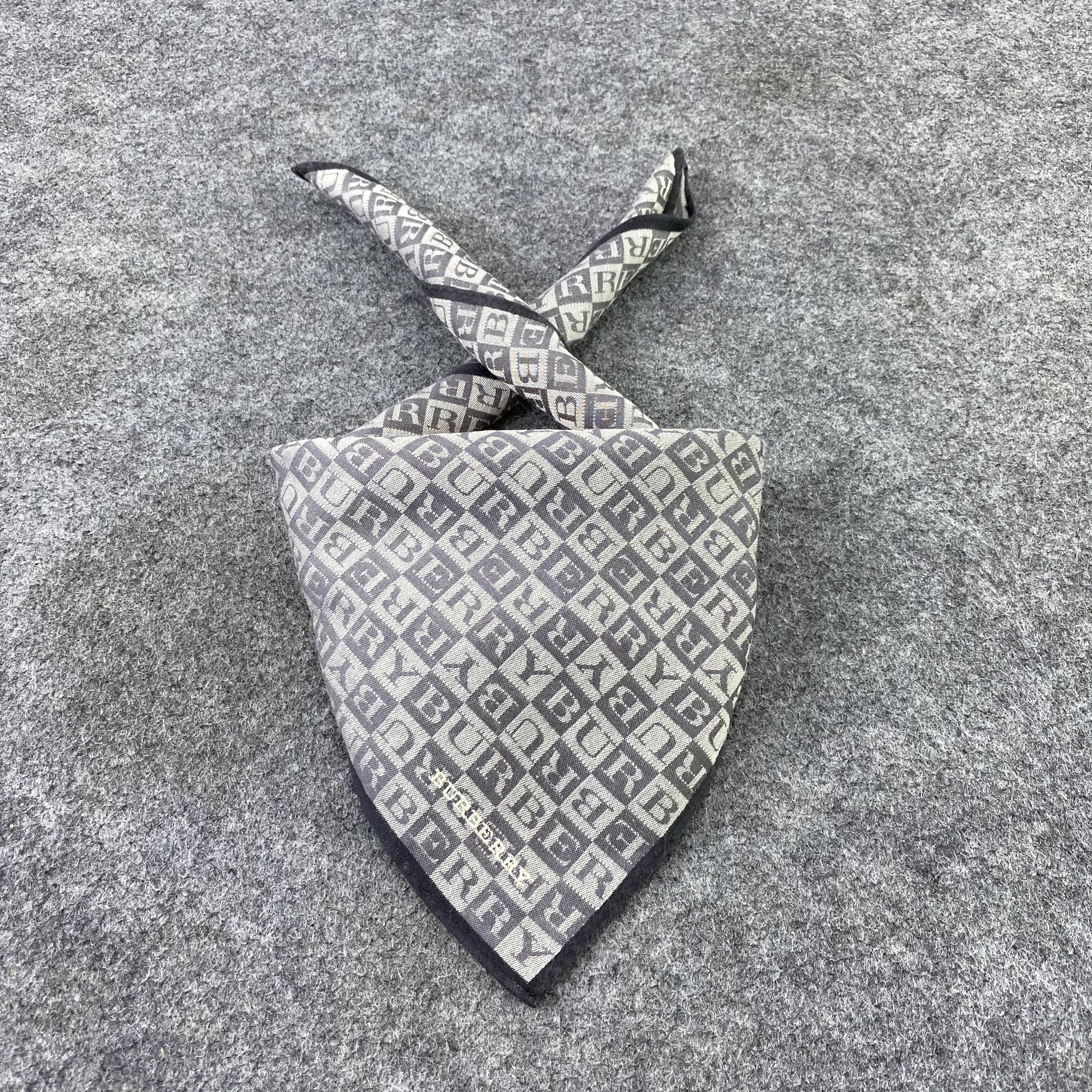 Burberry × Vintage Burberry Handkerchief / Bandana / Neckerchief-B950 Size ONE SIZE - 2 Thumbnail