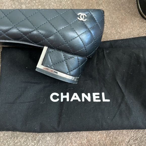 Chanel CHANEL Quilted Diamond Leather Interlocking CC Sliver Metal Size US 5.5 / IT 35.5 - 2 Thumbnail