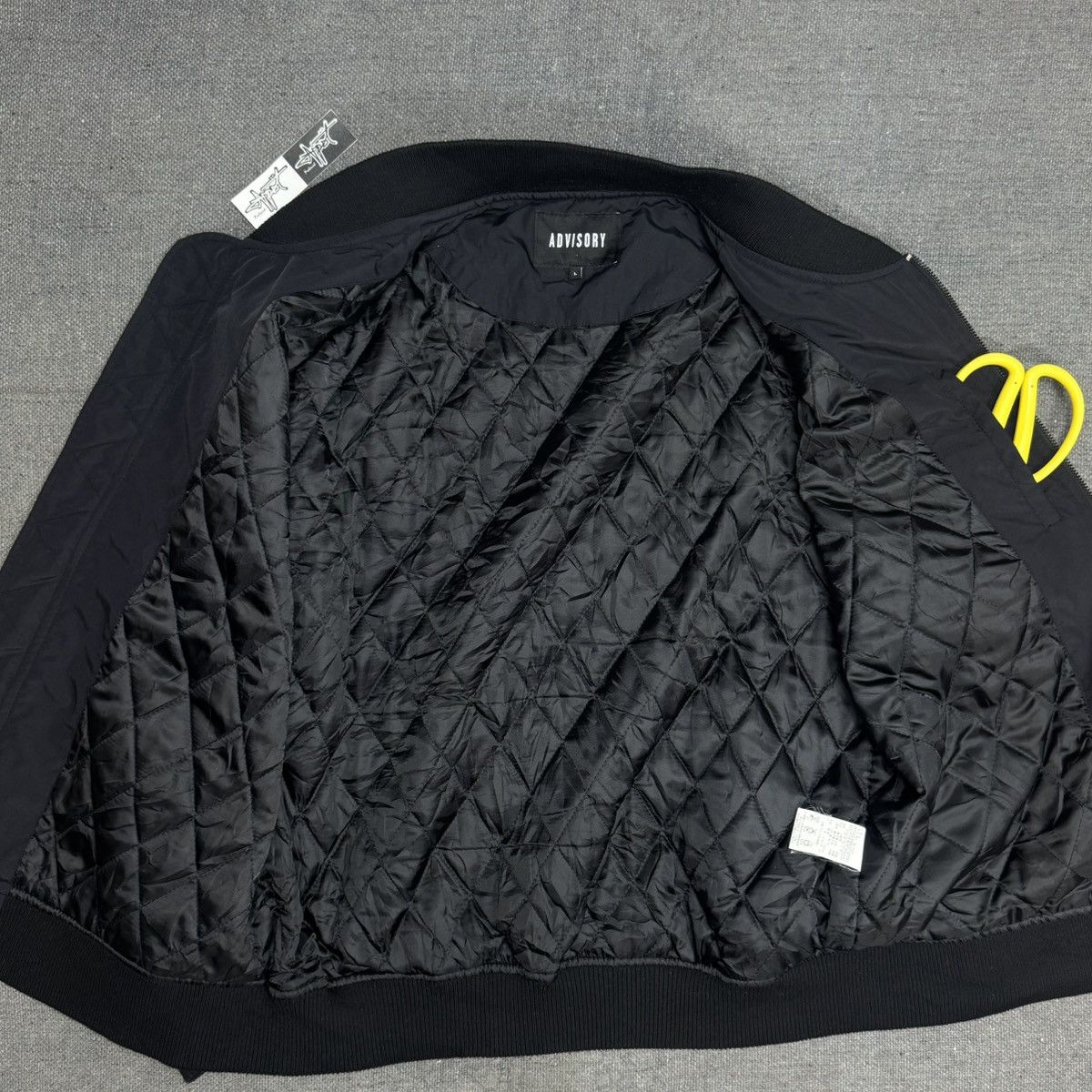 Vintage Advisory Y2K vintage bomber jacket Size US L / EU 52-54 / 3 - 3 Thumbnail