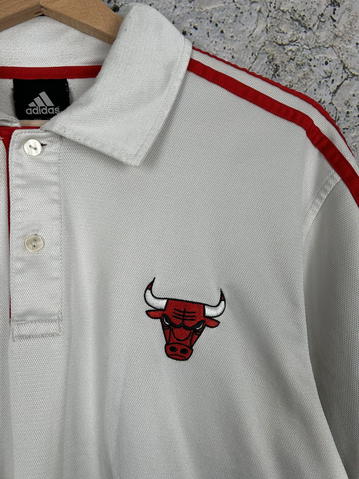 Adidas Vintage Adidas Chicago Bulls NBA 90s Y2K Sportswear Retro Size US L / EU 52-54 / 3 - 3 Thumbnail