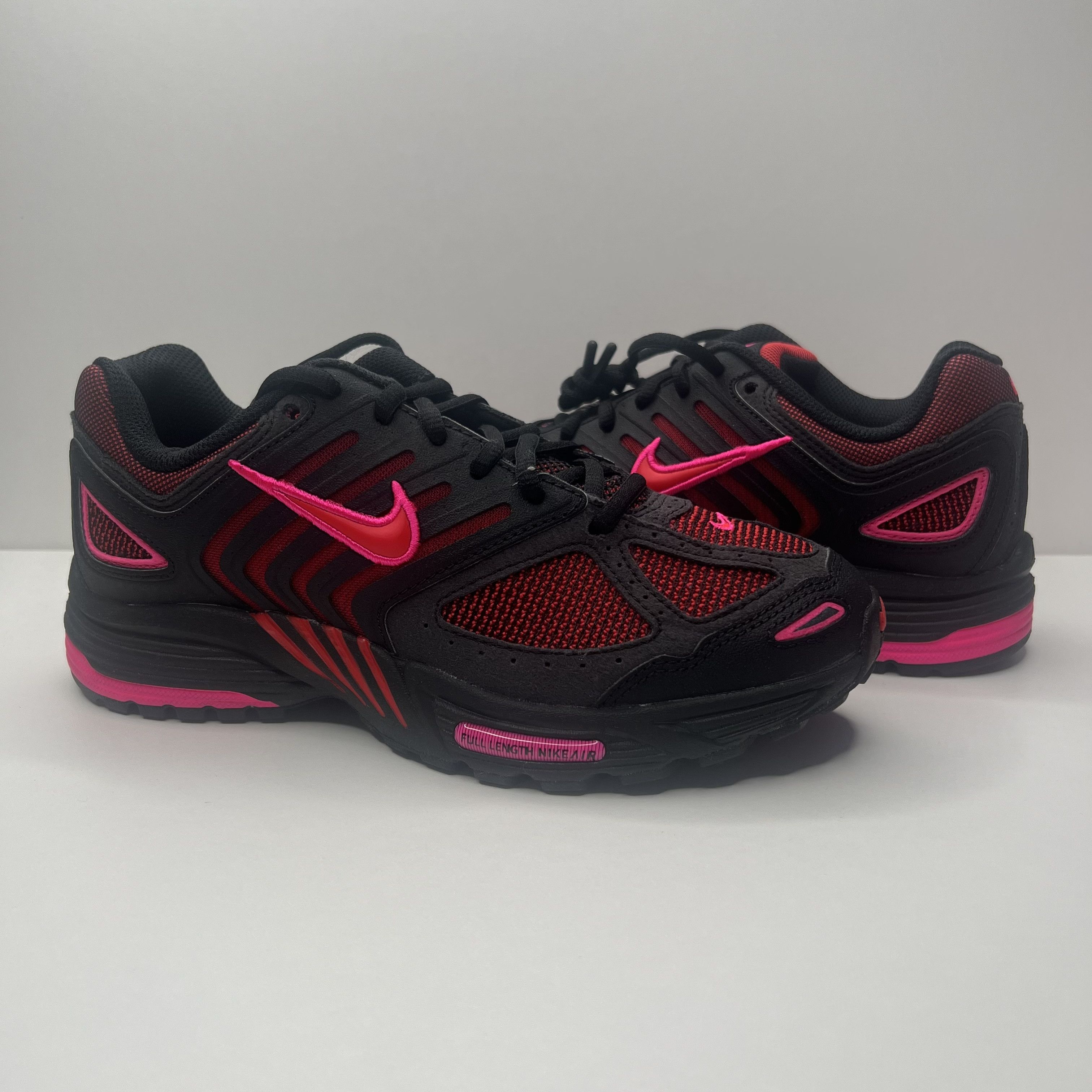 Nike Nike Air Pegasus 2005 "Black And Fire Red" Size US 7.5 / IT 37.5 - 2 Thumbnail