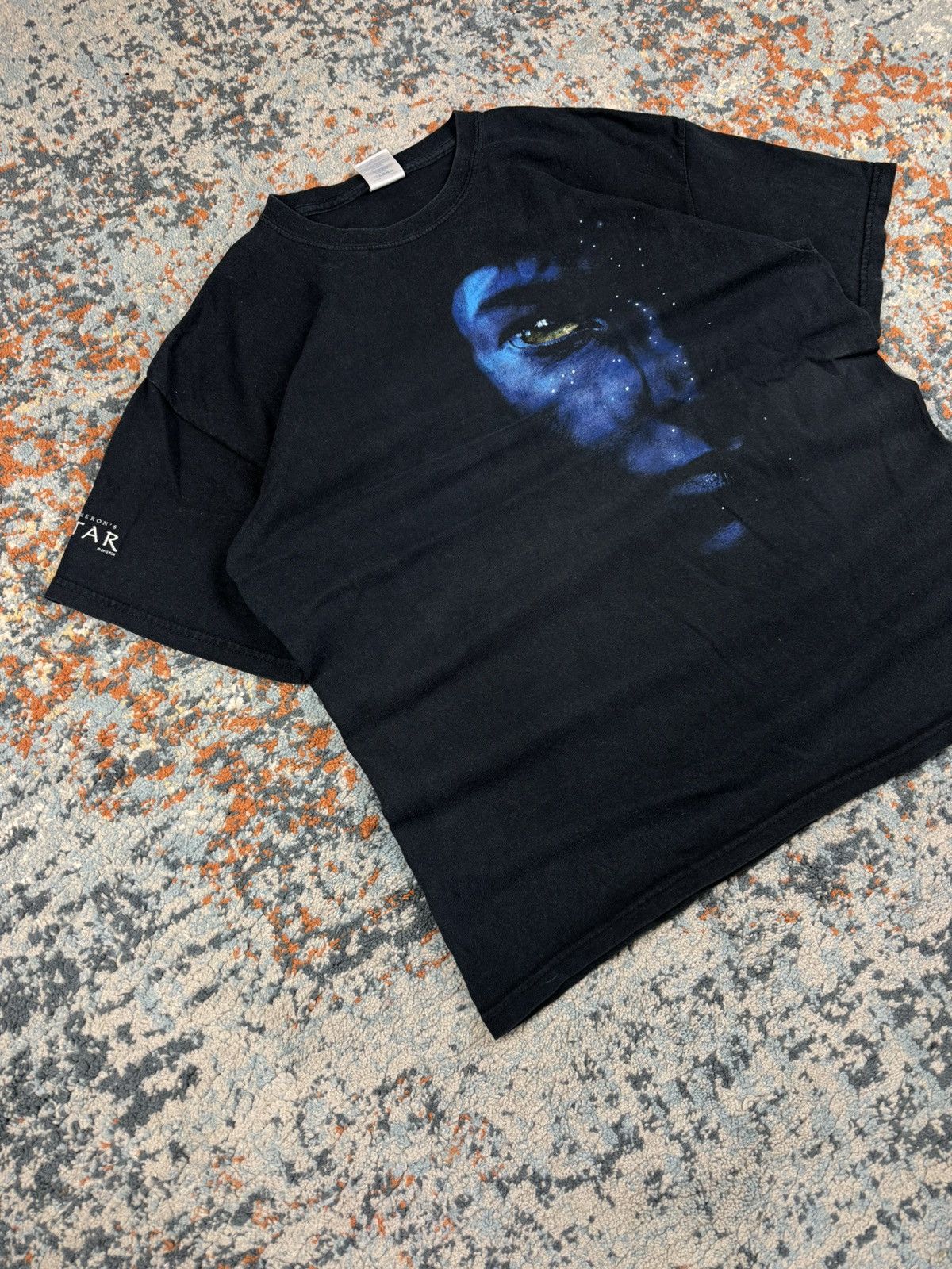 Vintage Vintage 2010 Avatar movie promo alien face graphic tee Size US L / EU 52-54 / 3 - 2 Thumbnail