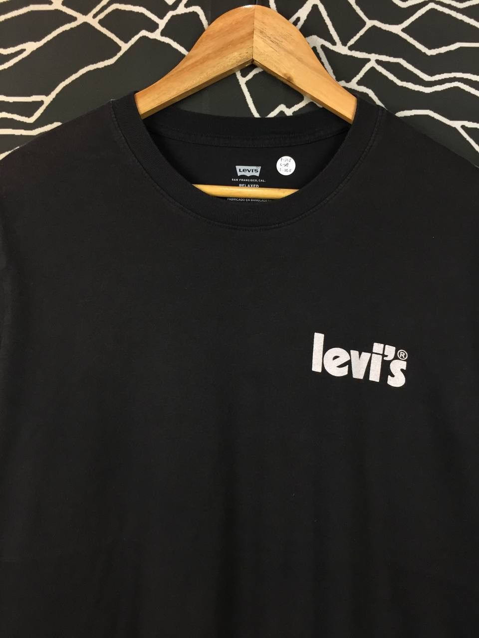 Levi's Levi Strauss & Co. Cowboys Shirt Tail Longsleeve Graphic Tee Size US M / EU 48-50 / 2 - 9 Thumbnail
