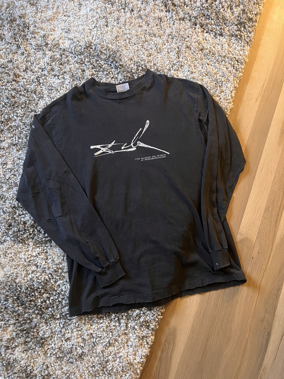 90s Salvador Dali Signature Longsleeve Thin Thrashed