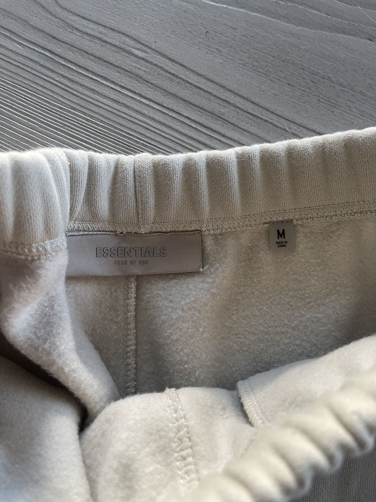 Fear of God × Nordstrom × Pacsun Fear of god essentials sweatpants beige Size US 32 / EU 48 - 4 Thumbnail