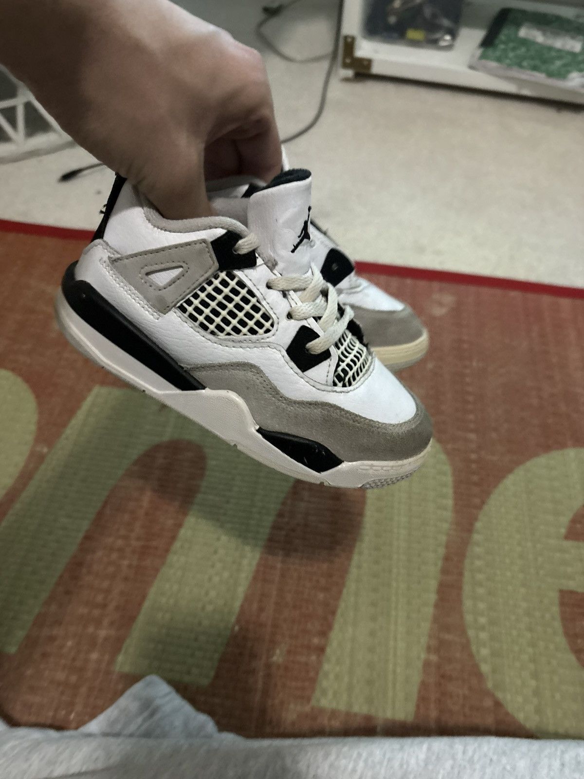 Jordan Brand Air Jordan 4 Military Black PS 10C Size US 10 / EU 43 - 1 Thumbnail