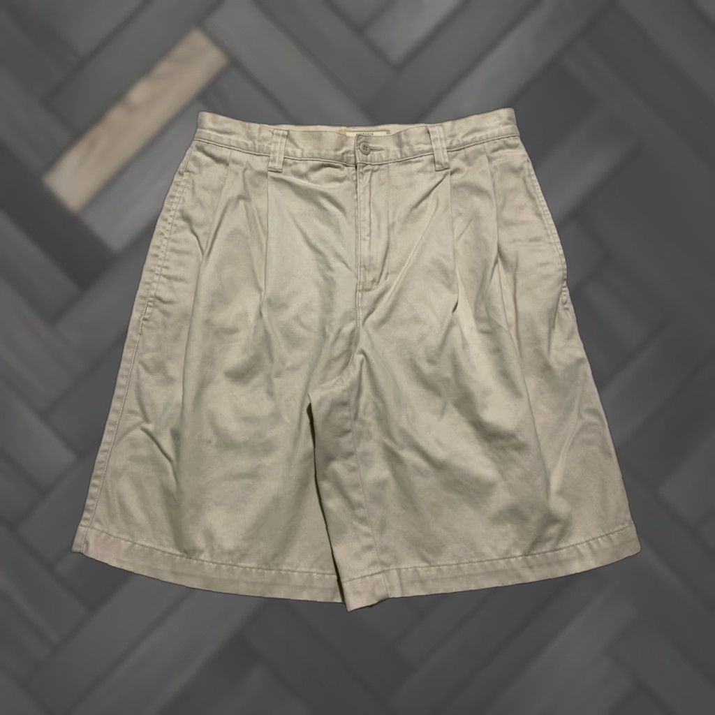Cherokee VINTAGE Cherokee Khakis Pleated Chino Shorts Mens Size 32 Beige Casual Size US 32 / EU 48 - 1 Thumbnail