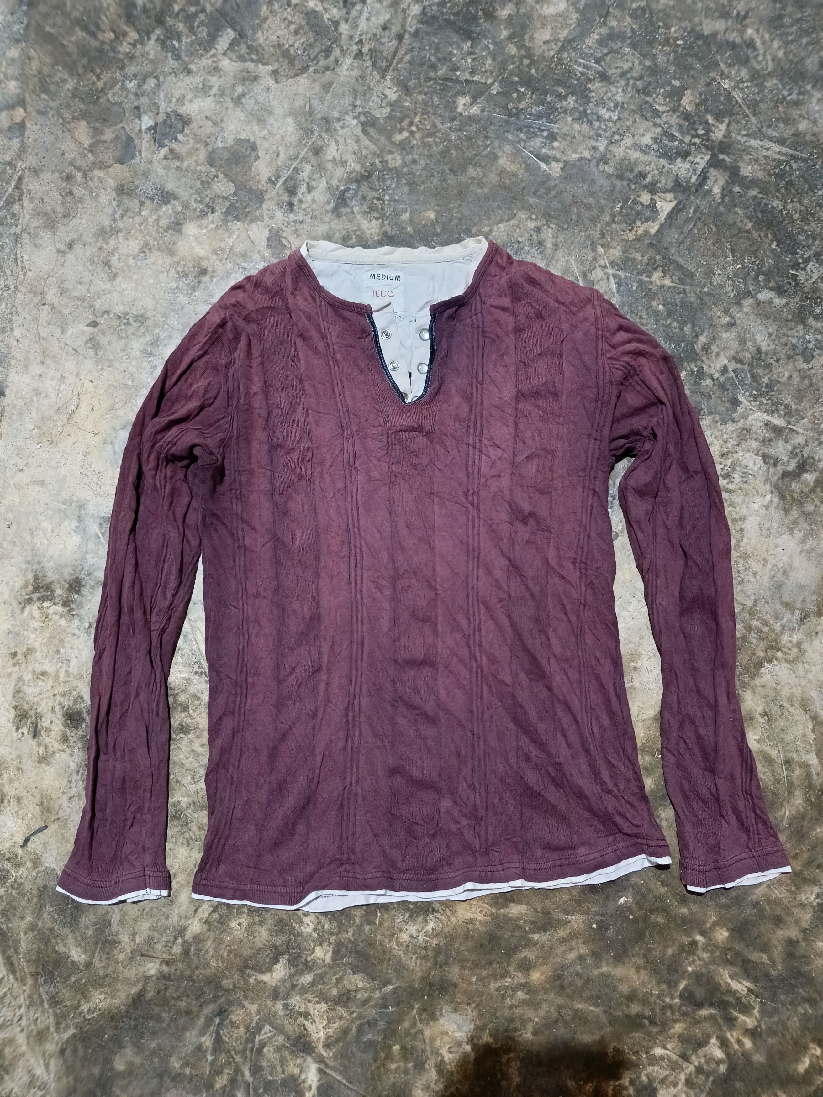 Japanese Brand Ikka double layered henley top Size US M / EU 48-50 / 2 - 1 Thumbnail