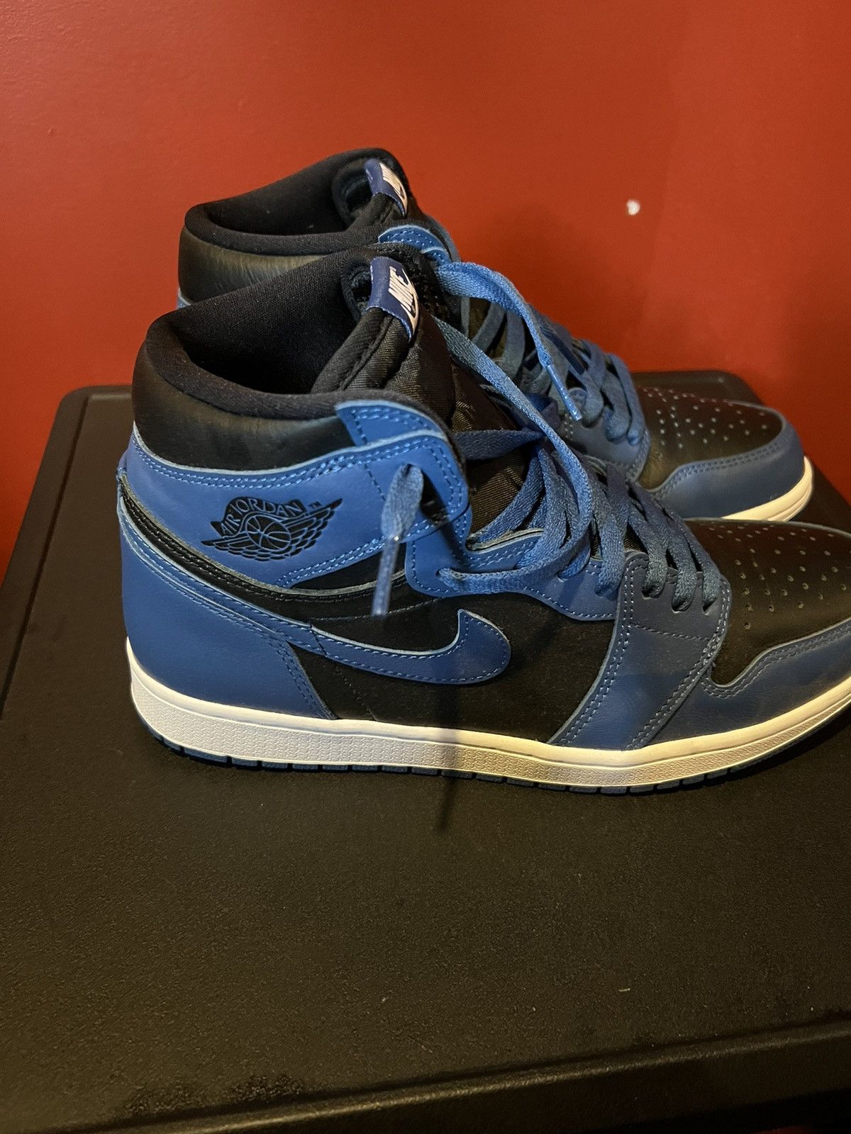 Jordan Brand × Nike Air Jordan Retro 1 High OG Dark Marina Blue Size US 10.5 / EU 43-44 - 3 Thumbnail