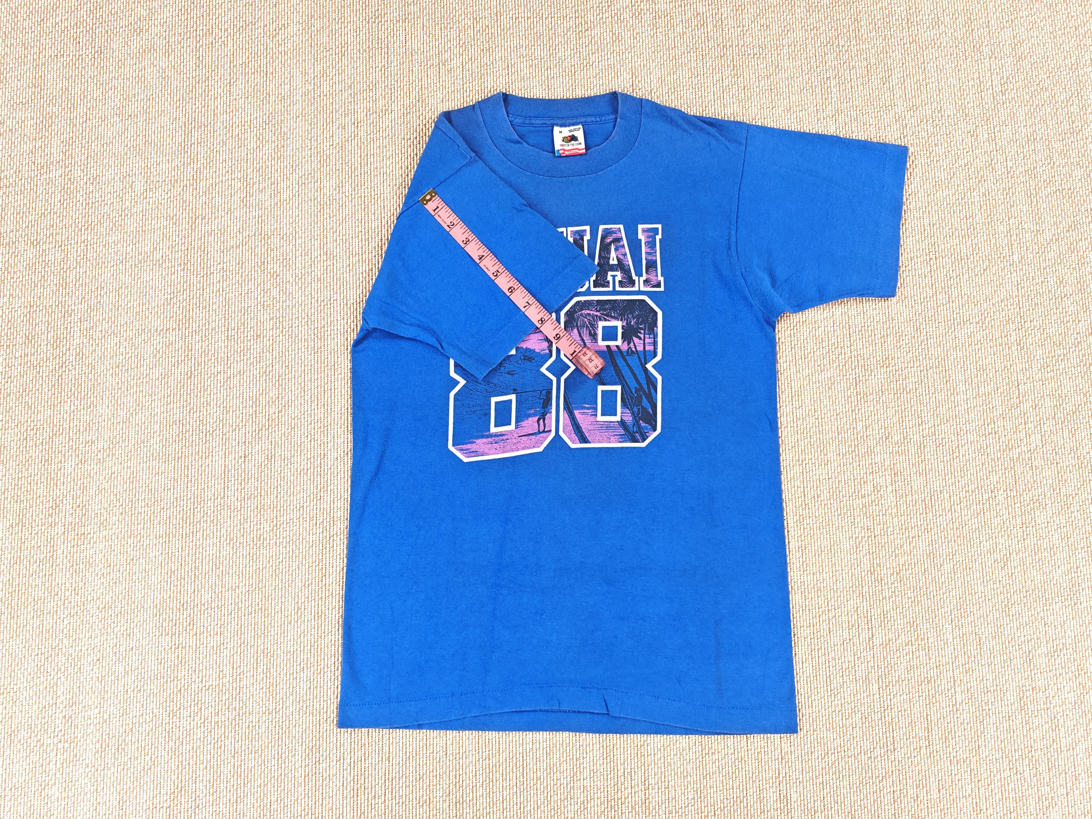 Vintage 1980s Hawaii Kauai 88 Big Logo Tee
