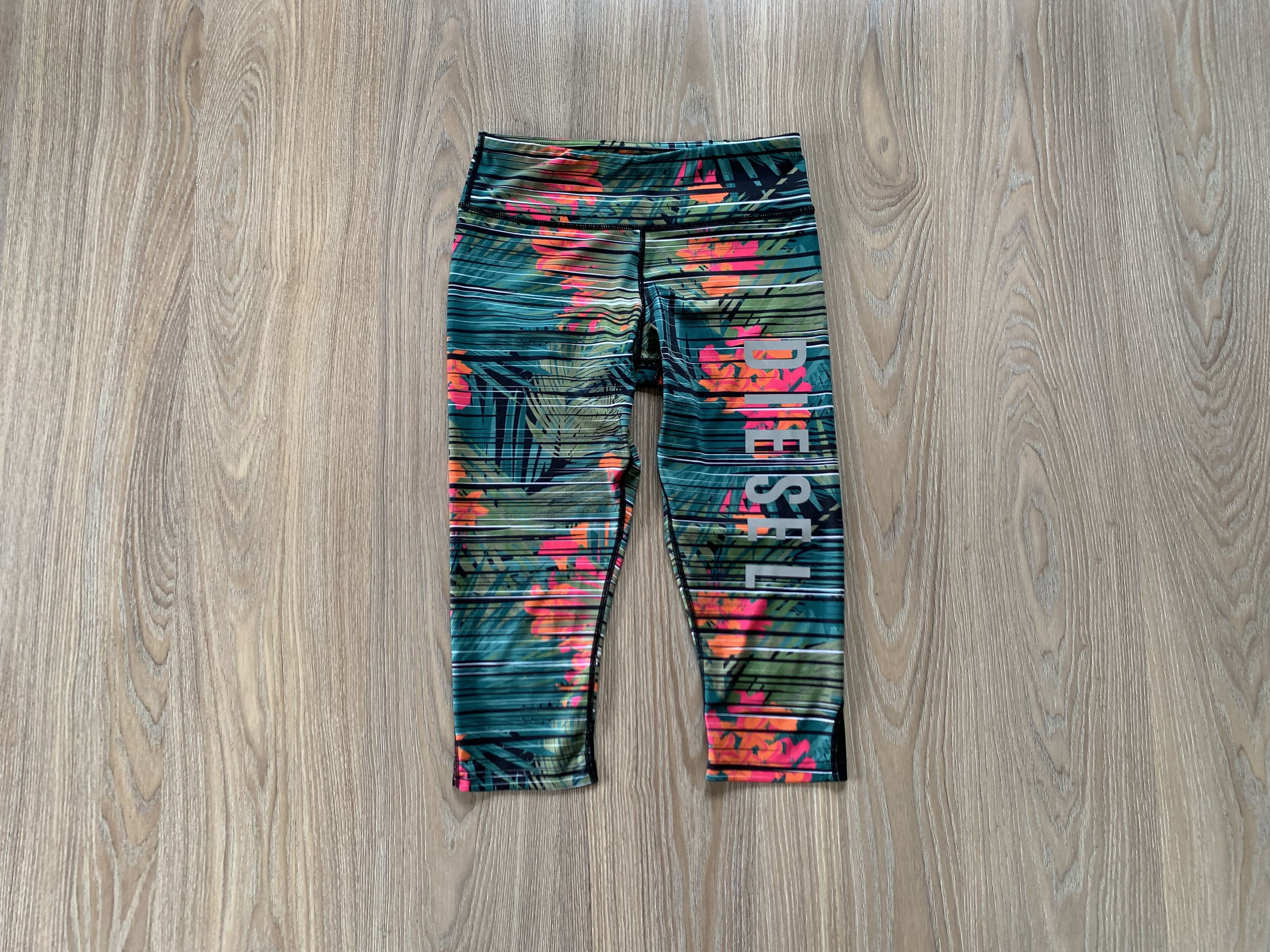 Diesel Womens Diesel Activewear Printed Running Shorts Size 24" / US 00 / IT 34 - 1 Thumbnail
