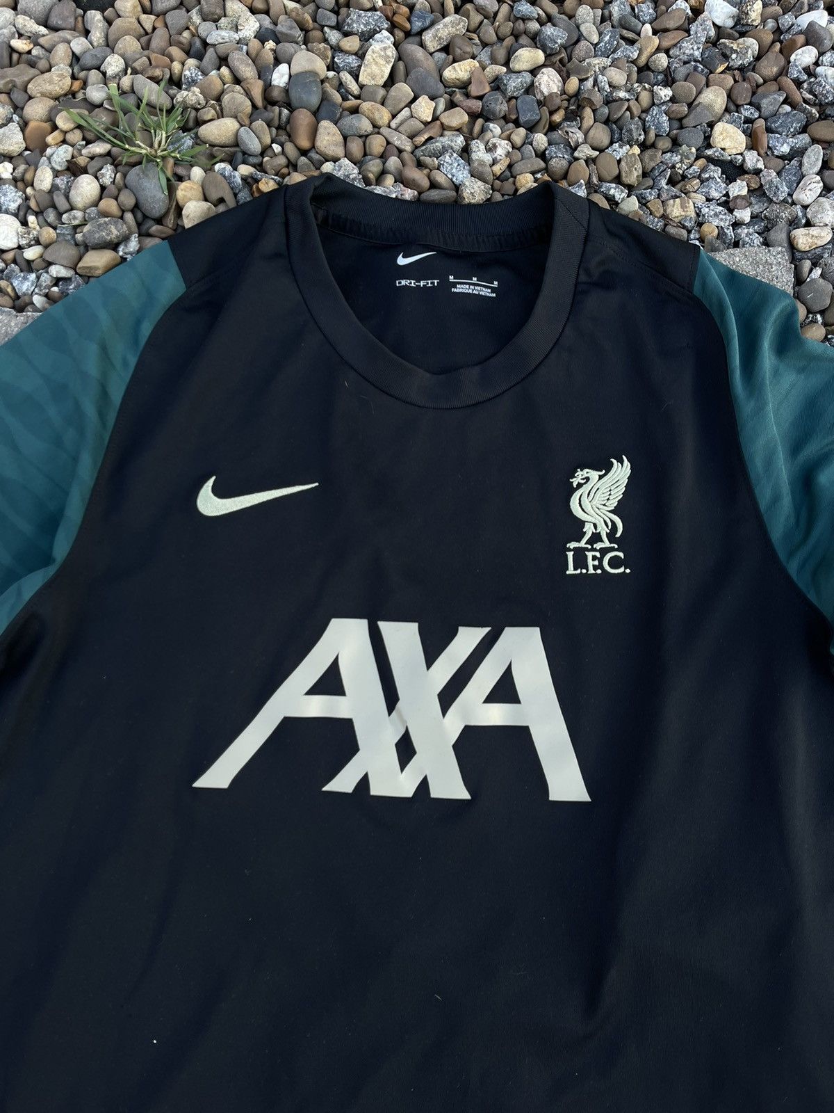 Nike 2022 Nike Liverpool soccer jersey Size US M / EU 48-50 / 2 - 3 Thumbnail