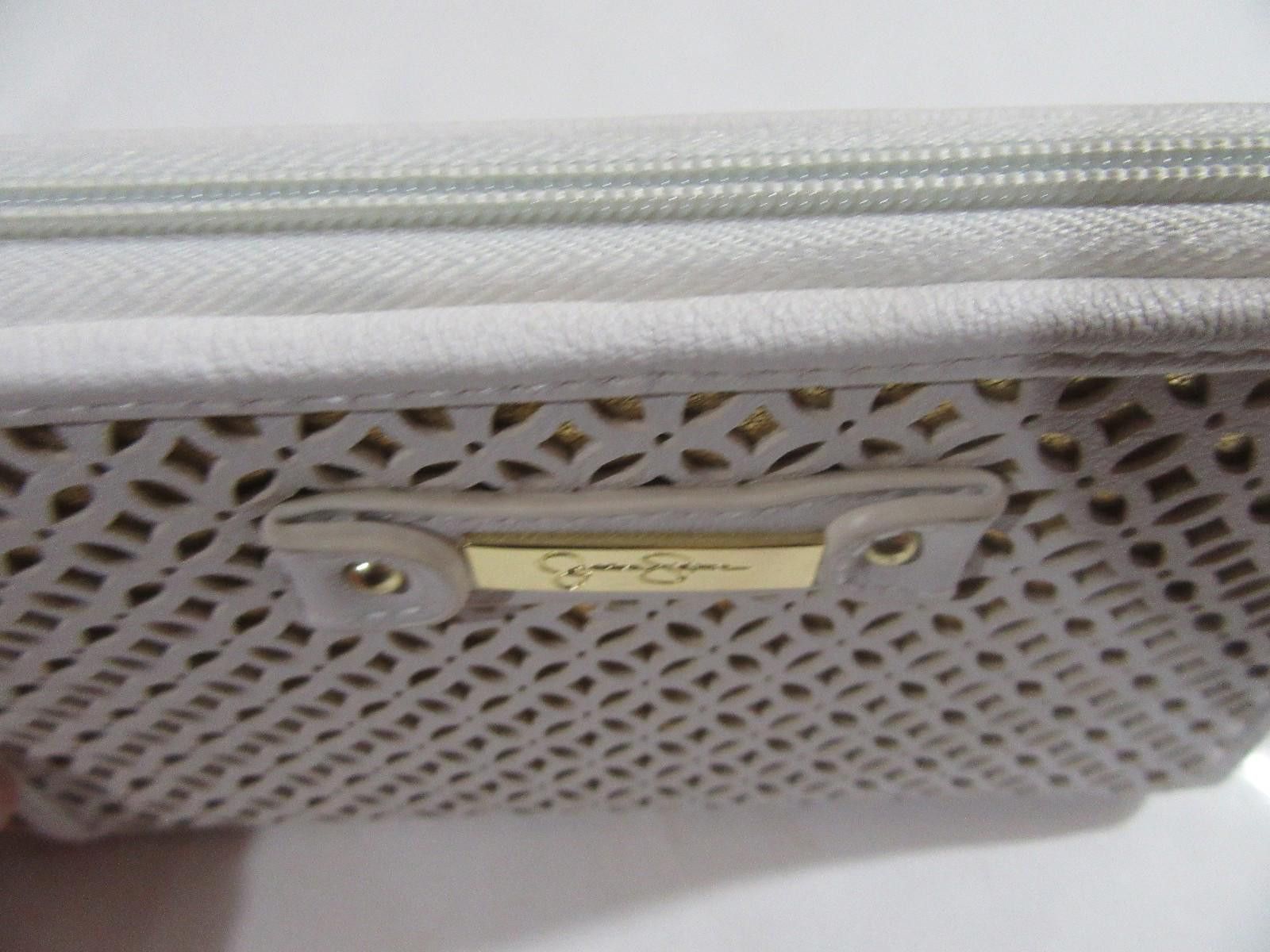 Other Jessica Simpson Lace Zip Around Wallet Vanilla / Gold NWOT Size ONE SIZE - 5 Thumbnail