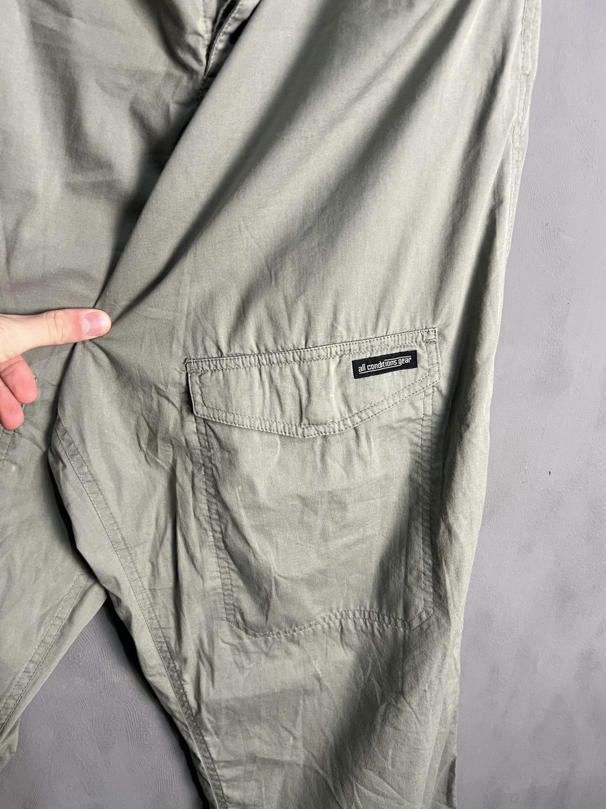 Nike Vintage Nike Acg Cargo Pants Drill Y2K Men’s Drill Nylon Size US 34 / EU 50 - 2 Thumbnail
