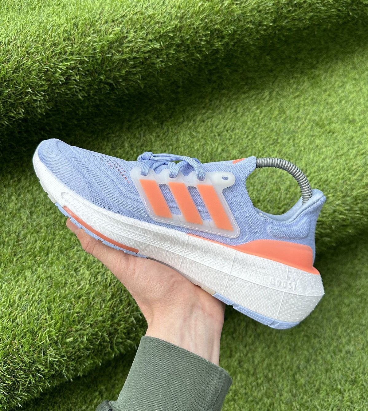 Adidas Women’s shoes Adidas Ultraboost Light Brand new Running Size US 8 / IT 38 - 3 Thumbnail