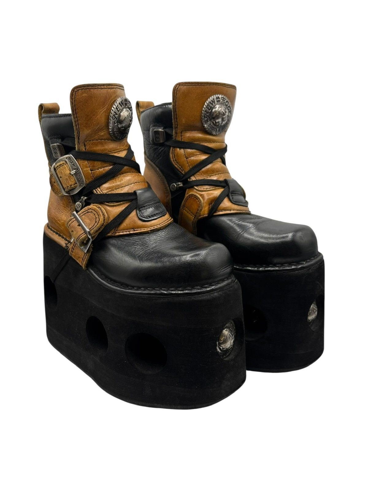 New Rock Vintage New Rock jupiter platform boots Size 36 Size US 6 / IT 36 - 1 Thumbnail