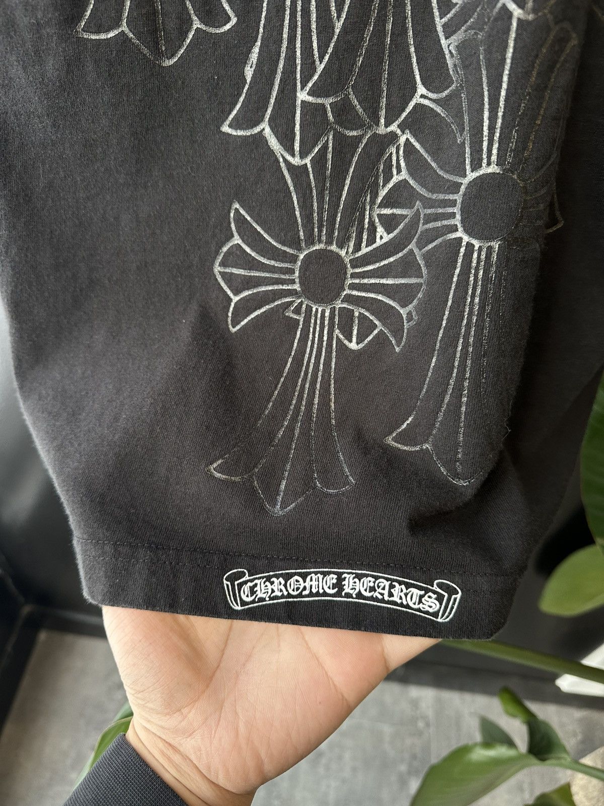 Chrome Hearts Chrome Hearts Tonal Cemetery Cross Pocket Tee Size US S / EU 44-46 / 1 - 6 Thumbnail