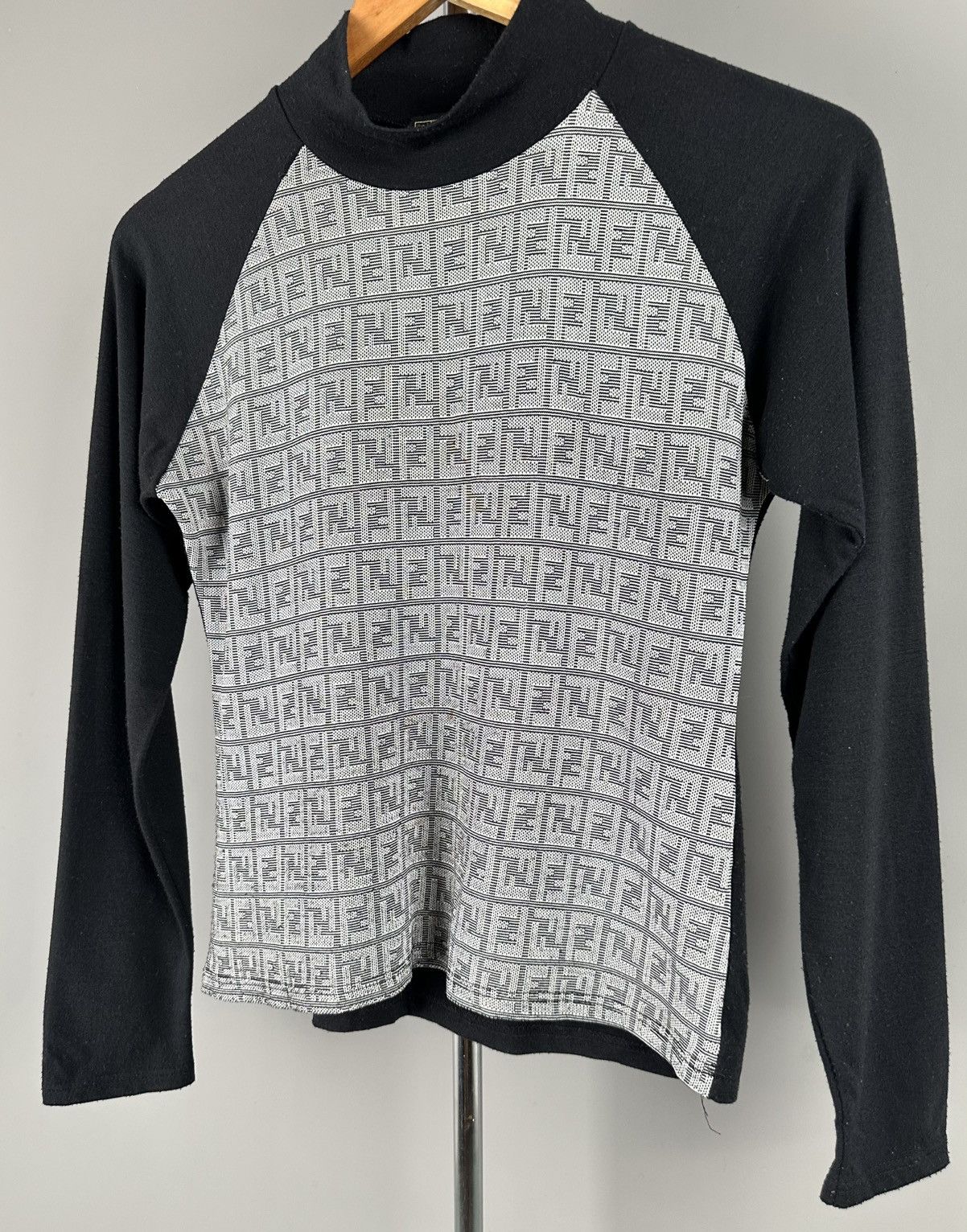 Fendi Fendi - Vintage - Mock Neck Pullover - Sweater Monogram Size ONE SIZE - 3 Thumbnail