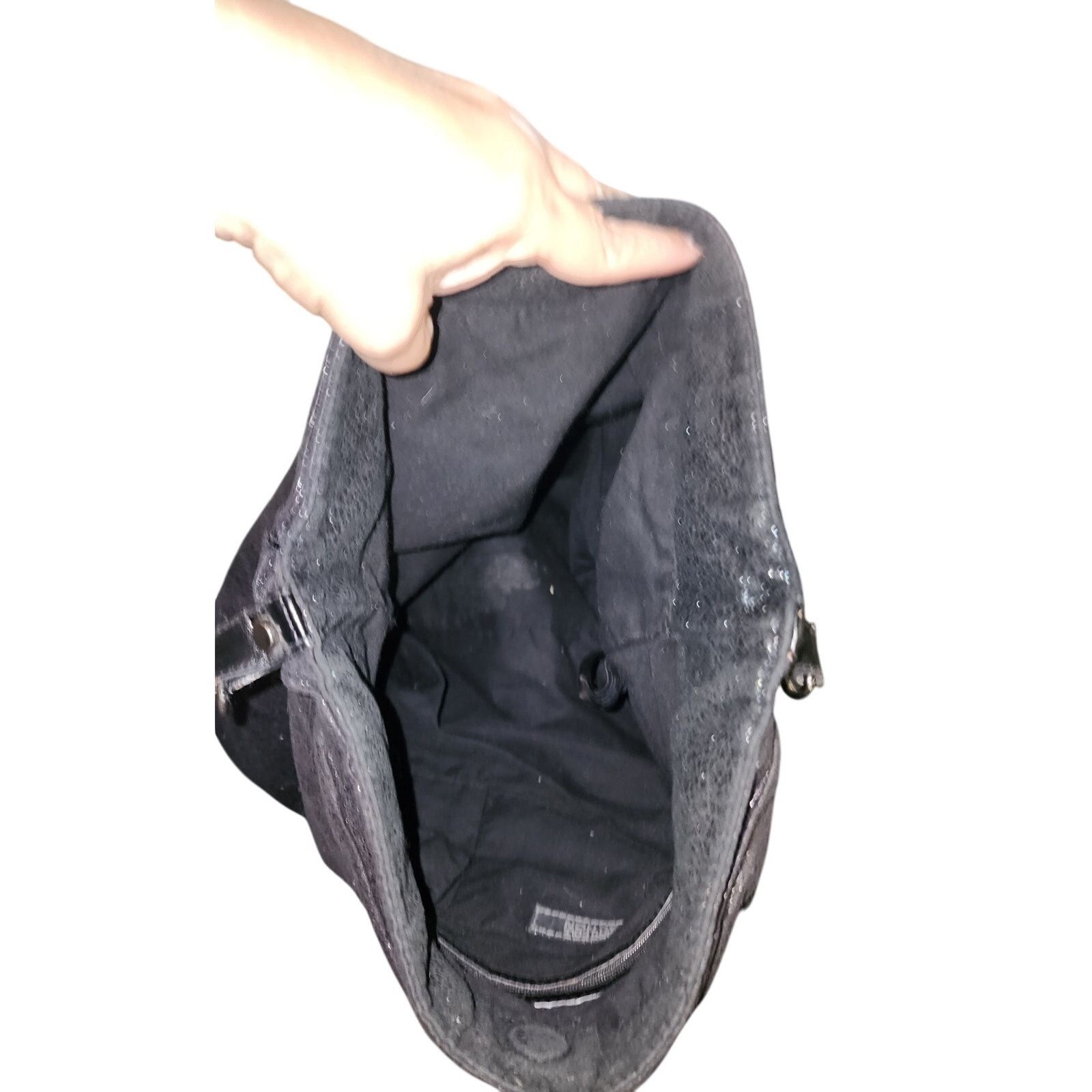 Kenneth Cole Kenneth Cole Reaction black bag fold over adjustable strap Size ONE SIZE - 6 Thumbnail