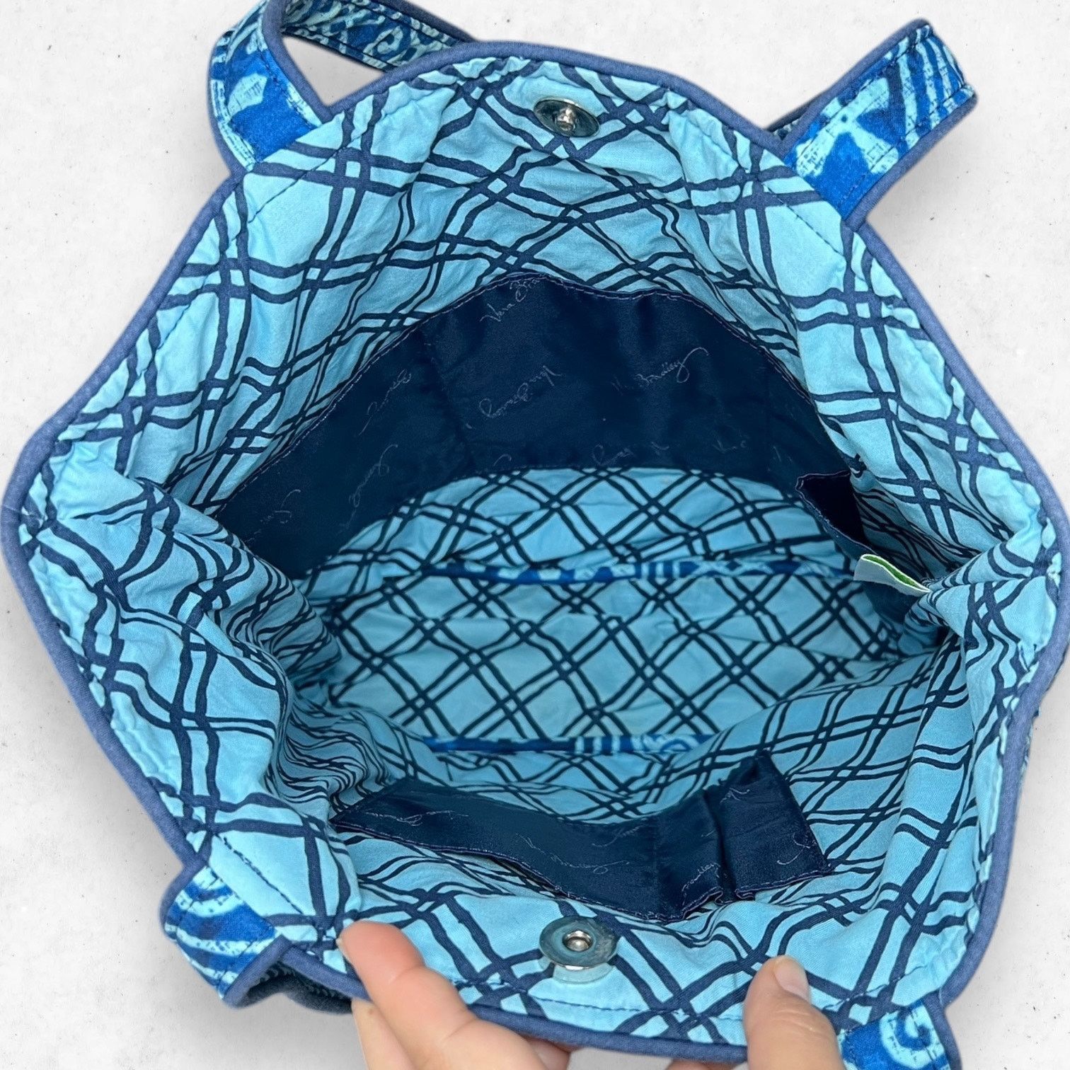 Vera Bradley Vera Bradley Retired Pattern Cuban Tiles Tote Bag Magnet Size ONE SIZE - 3 Thumbnail