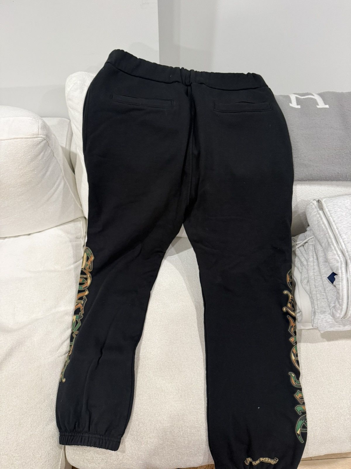 Chrome Hearts Chrome Hearts Camo Triple Cross Sweatpants Size US 34 / EU 50 - 4 Thumbnail