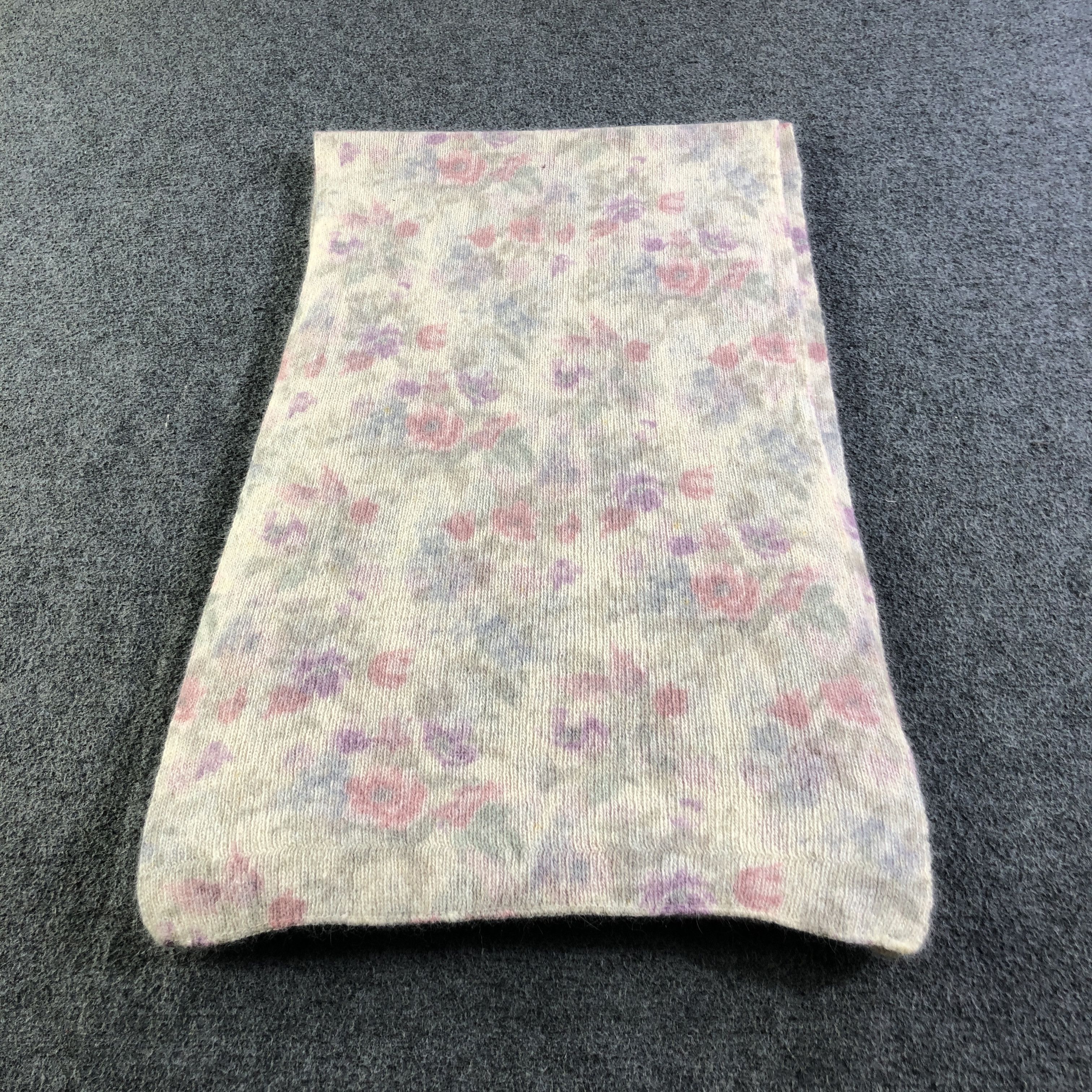 Vintage Daniela Veo Floral Wool/Angora Scarf Muffler V2778 Size ONE SIZE - 2 Thumbnail