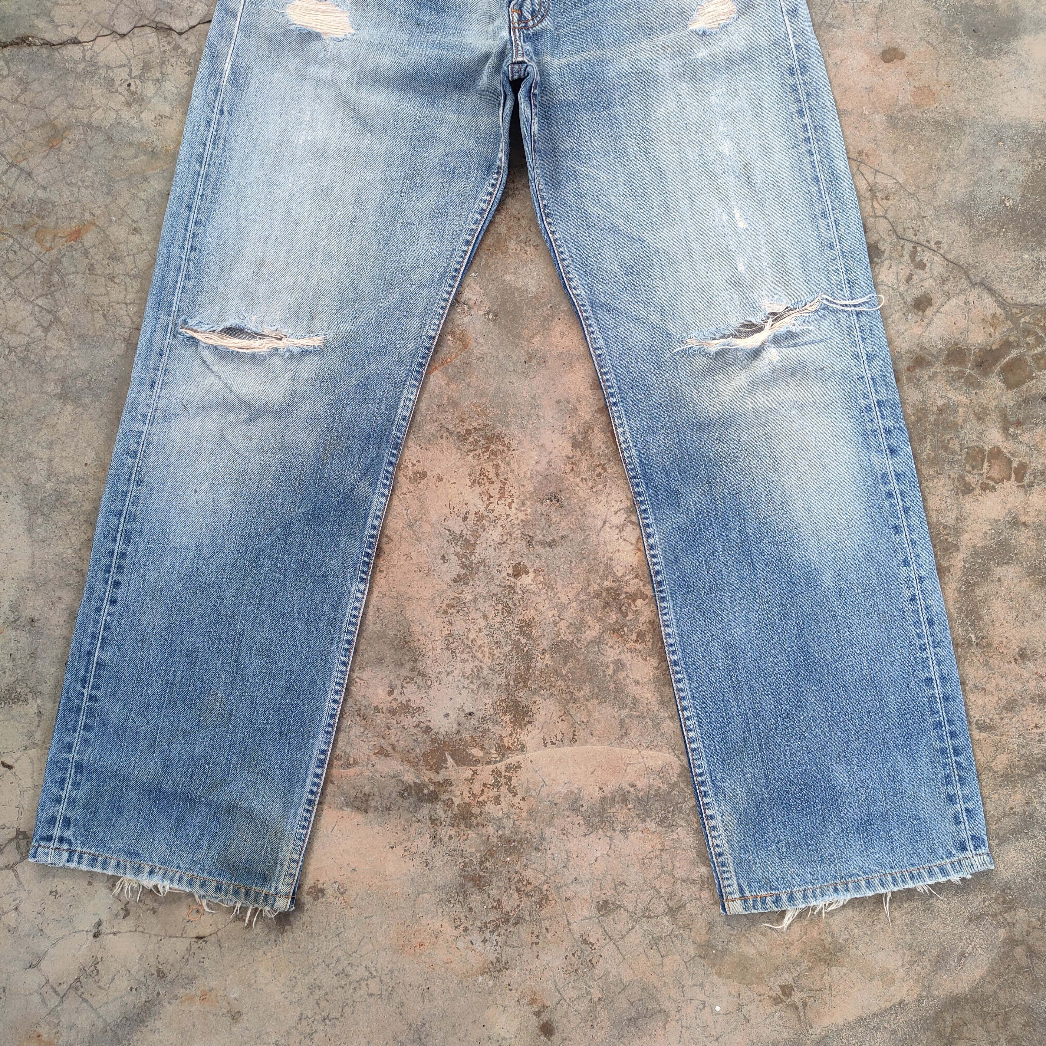 Levi's Vintage Clothing VINTAGE LEVI'S 503 FADED DISTRESSED RIPPED JEAN DENIM PANTS Size US 31 - 4 Thumbnail