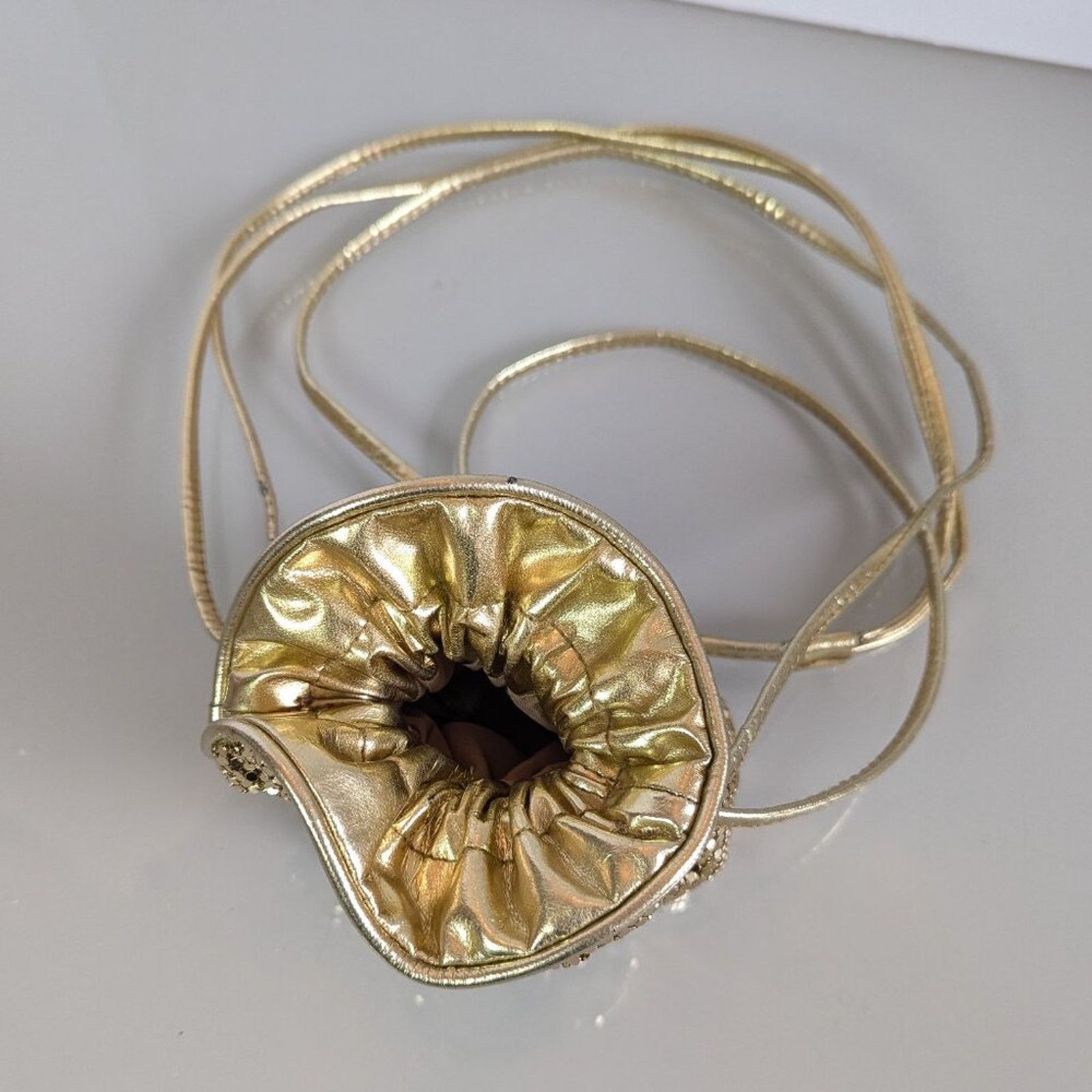 Vintage Whiting And Davis Vintage Gold Mini Drawstring Bucket Bag Size ONE SIZE - 3 Thumbnail