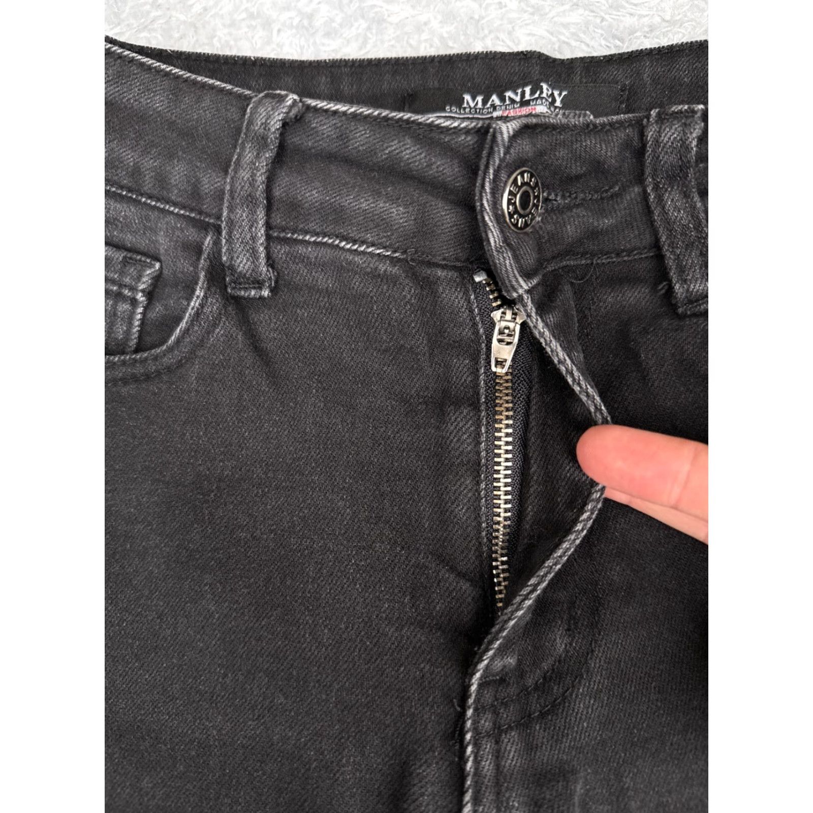 Vintage Manley Jeans Juniors 7 Black Denim Skinny Taper Leg Mid Rise Cotton Blend 26x27 Jeans Womens Size 28" / US 6 / IT 42 - 5 Thumbnail