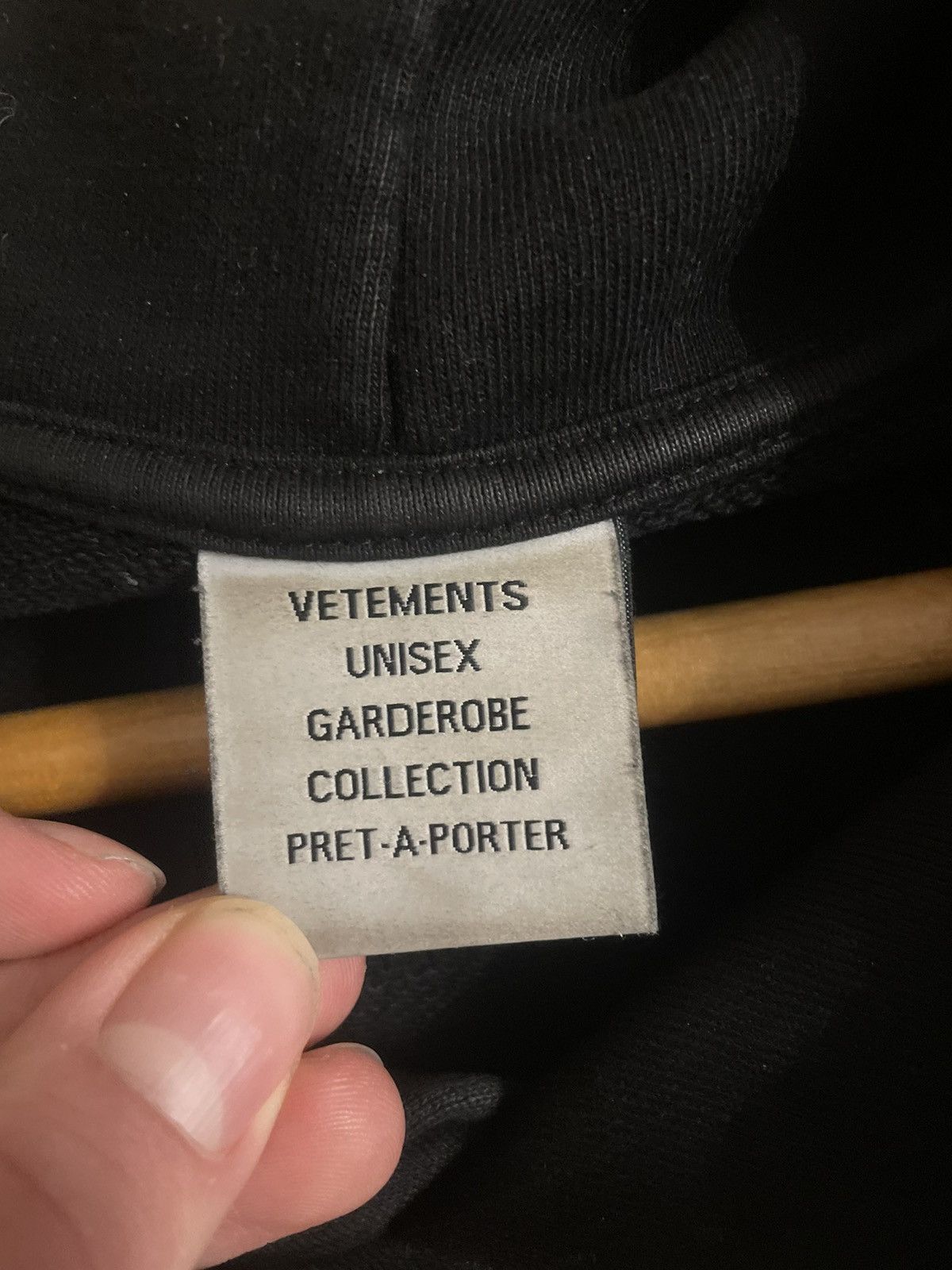 Balenciaga × Vetements Vetements metal patch world tour 2033 Size US L / EU 52-54 / 3 - 6 Thumbnail