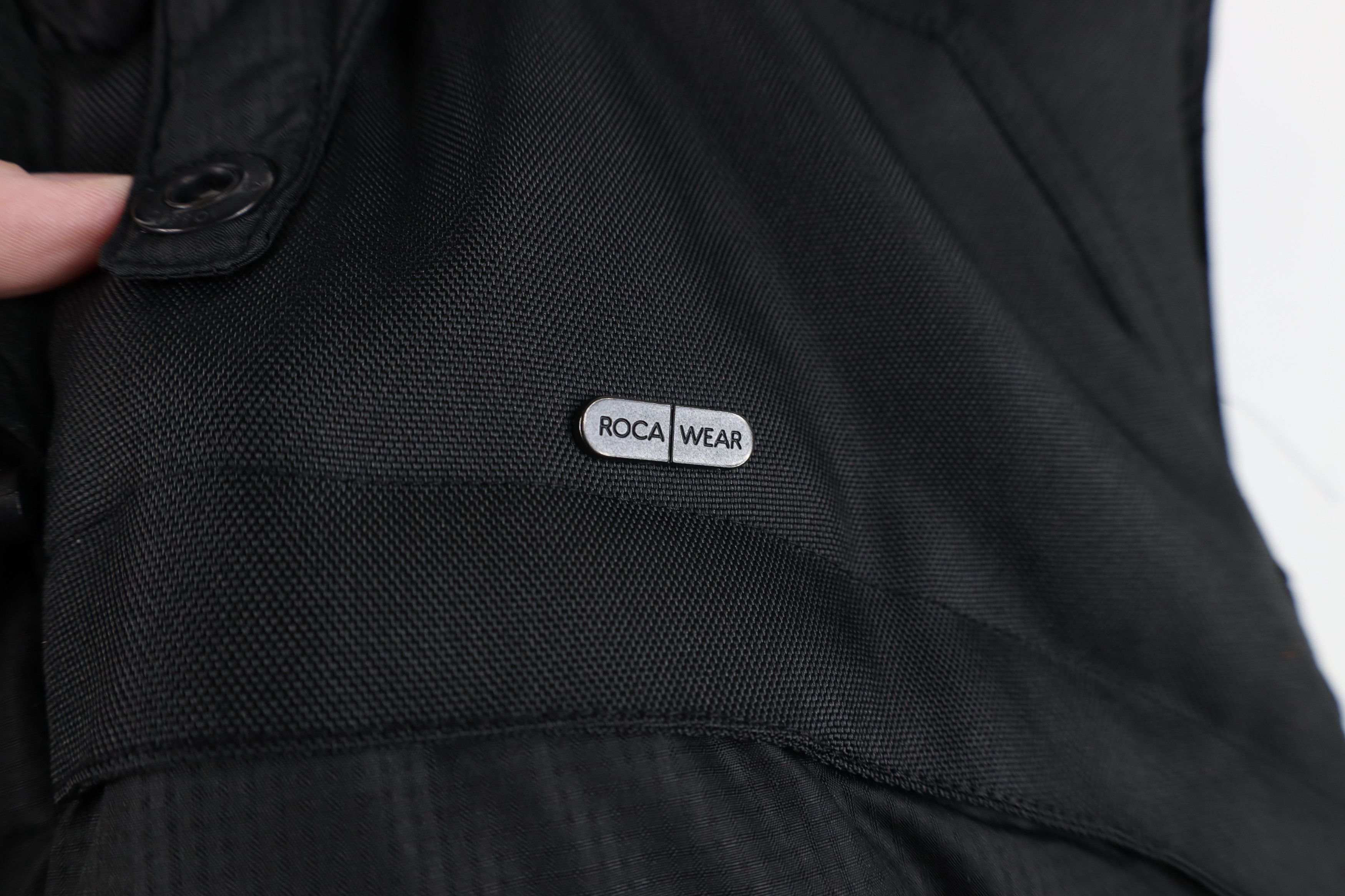 Rocawear Vintage Rocawear Full Zip Hooded Puffer Vest Jacket Black Size US XXL / EU 58 / 5 - 4 Thumbnail