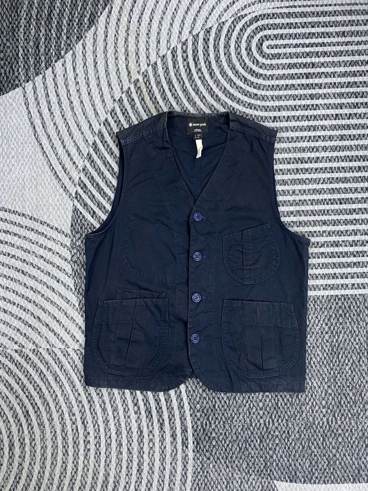 Vintage Snow Peak Navy Color Sleeveless Vest