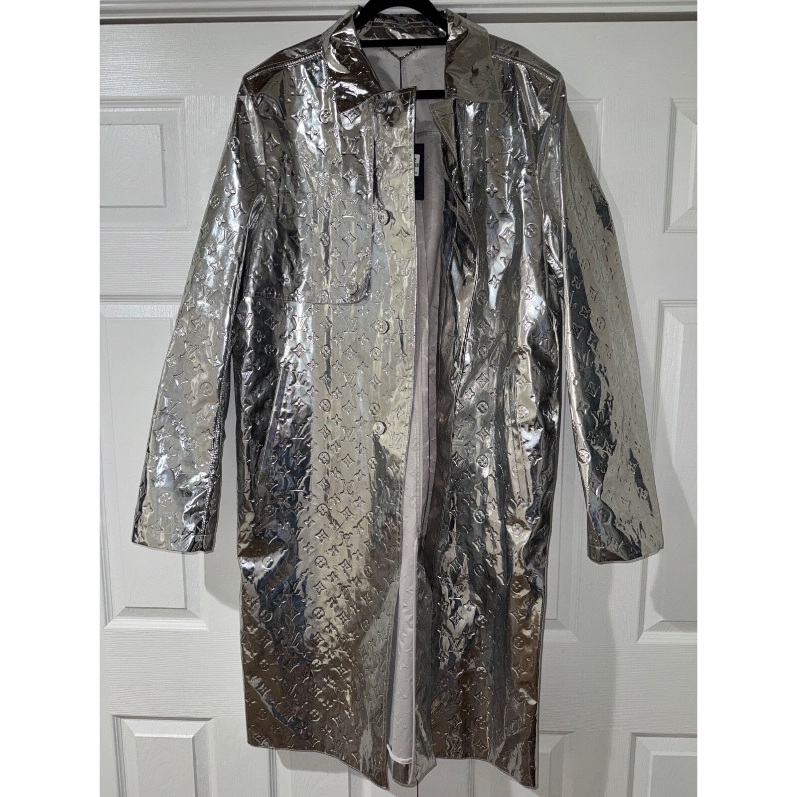 Louis Vuitton Louis Vuitton Virgil Mirror Raincoat Coat Logo Jacket 52 Size US L / EU 52-54 / 3 - 5 Thumbnail