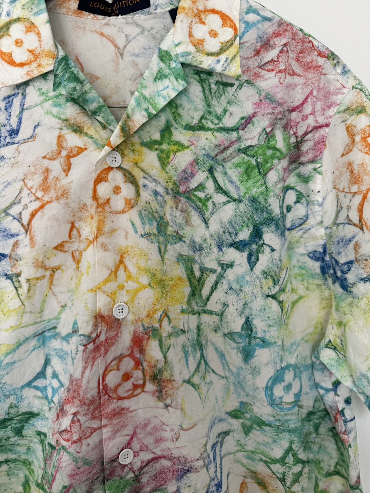 Louis Vuitton Louis Vuitton Pastel Monogram Button Up Shirt Size US L / EU 52-54 / 3 - 2 Thumbnail