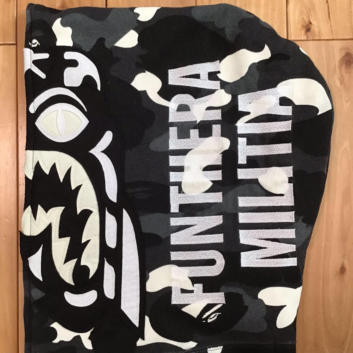Bape 💫Glow in the dark💫 BAPE City camo Long Tiger full zip hoodie Size US L / EU 52-54 / 3 - 6 Thumbnail